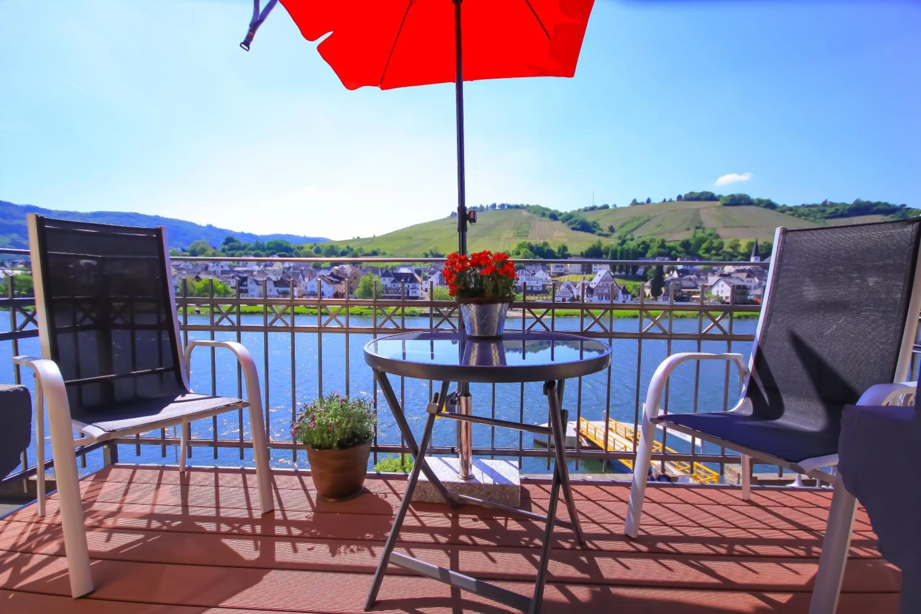 Balcony/Terrace in Mayer's Weinhotel
