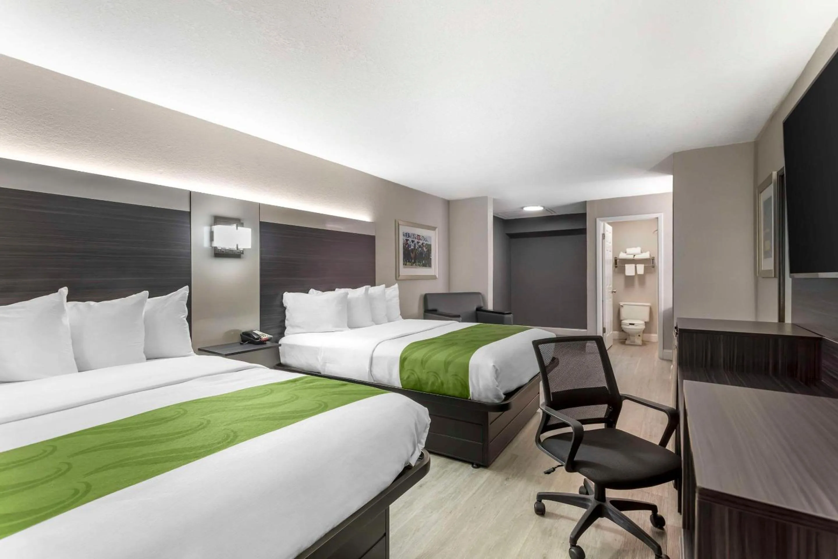 Bedroom, Bed in Quality Inn Gainesville near University