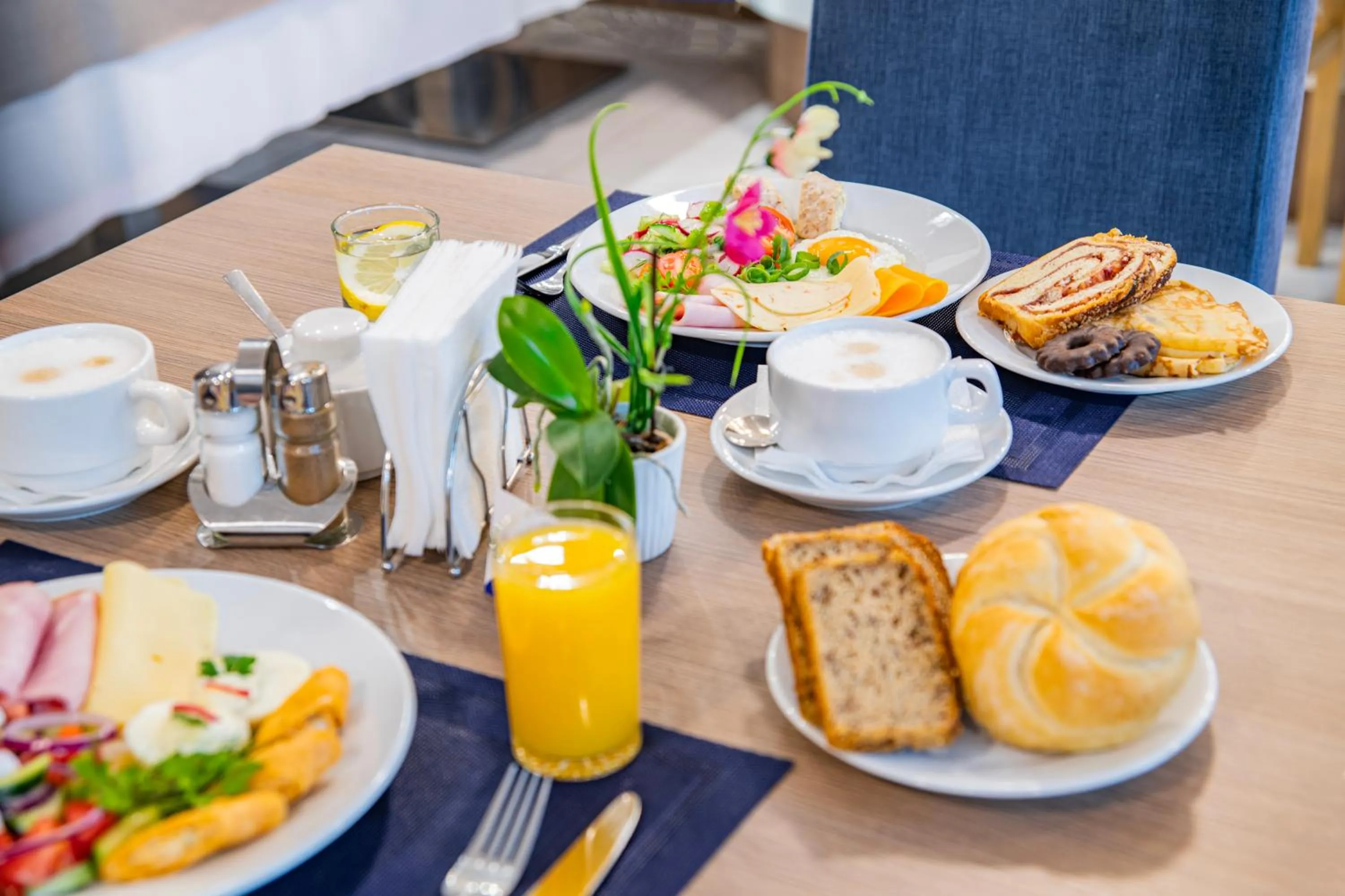 Breakfast in Hotel Urbi