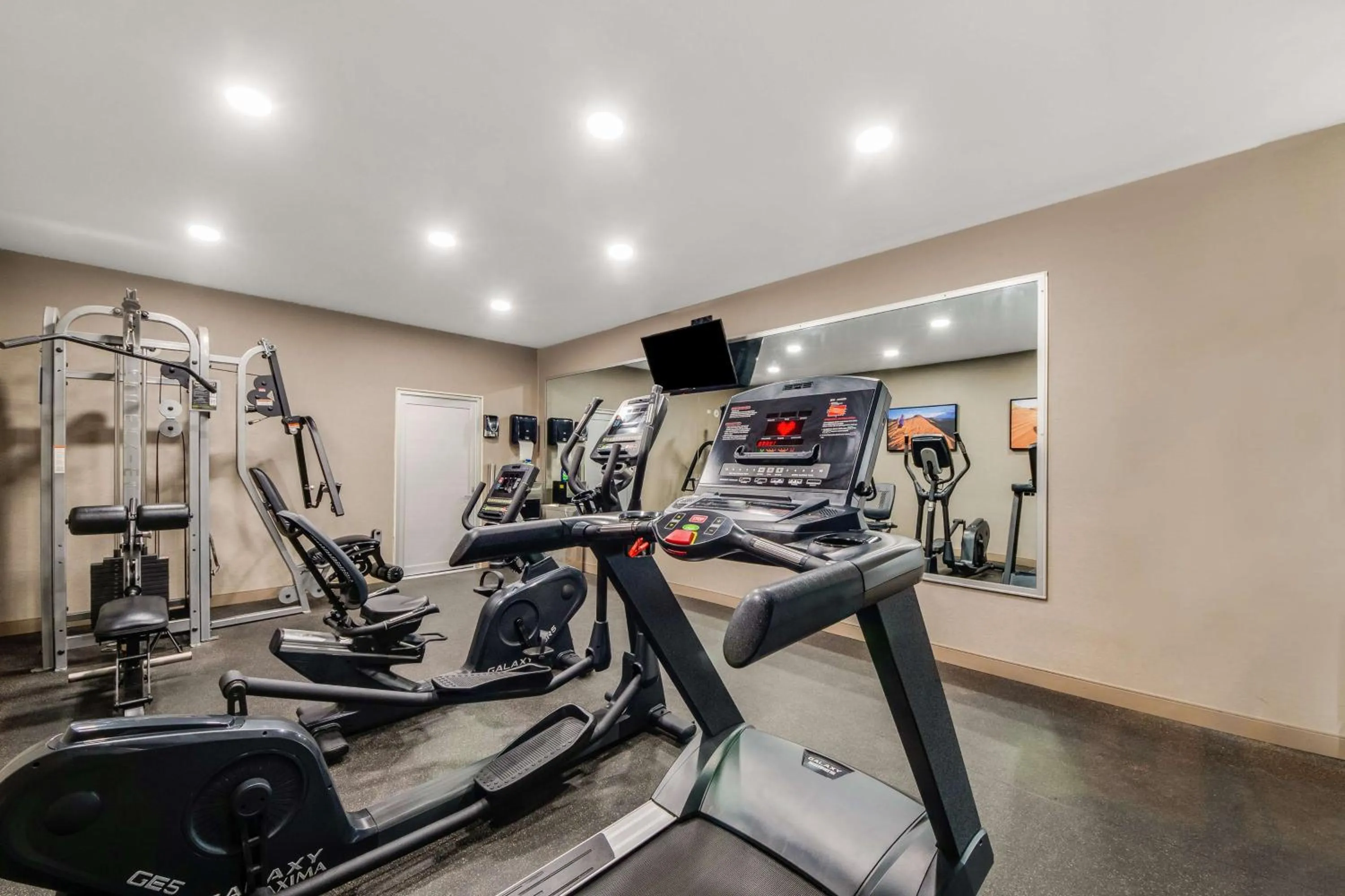 Fitness centre/facilities in Best Western Inn of Del Rio