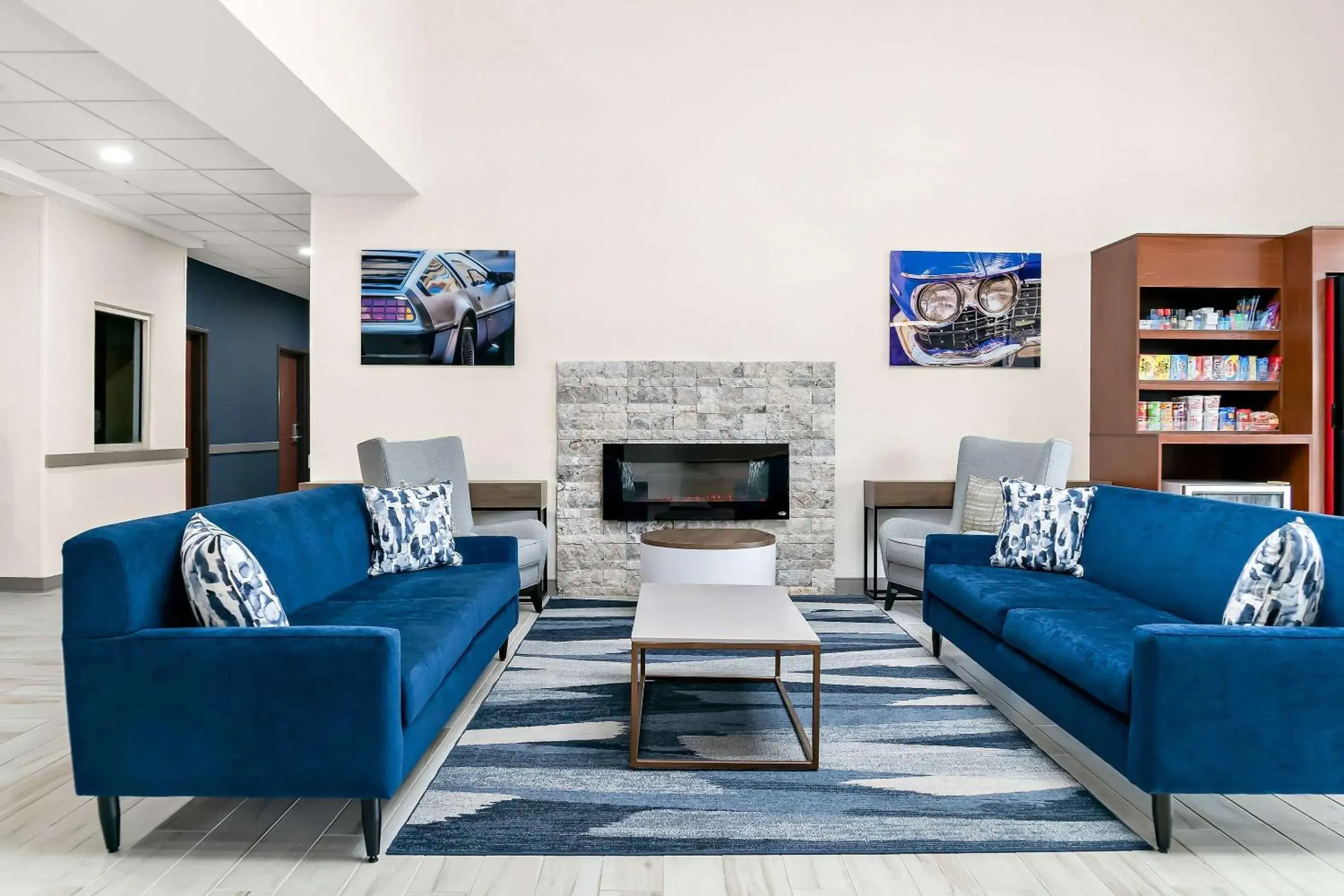 Lobby or reception in Comfort Suites Southfield-Detroit Lobby or reception in Comfort Suites Southfield-Detroit