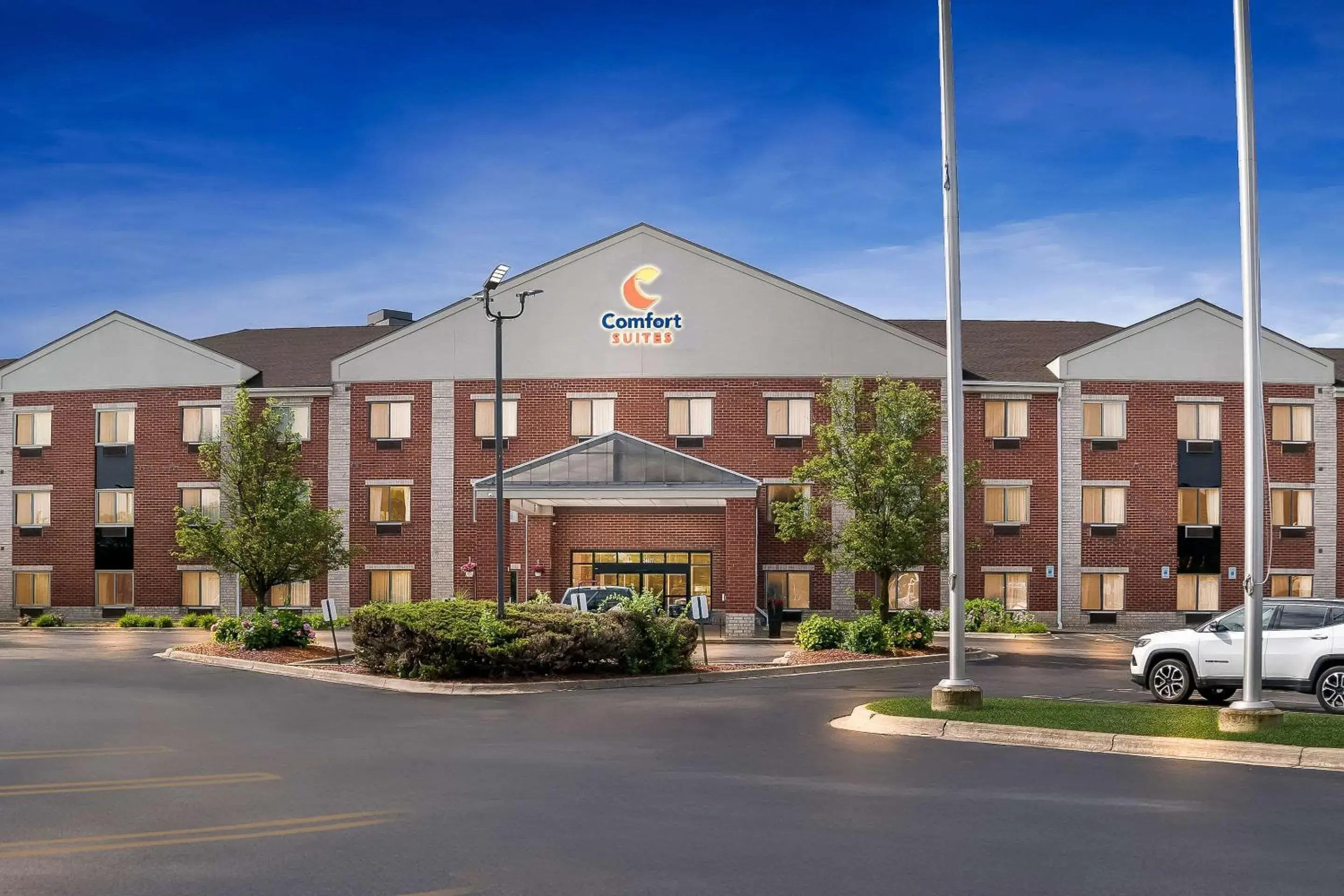Property building in Comfort Suites Southfield-Detroit Property building in Comfort Suites Southfield-Detroit