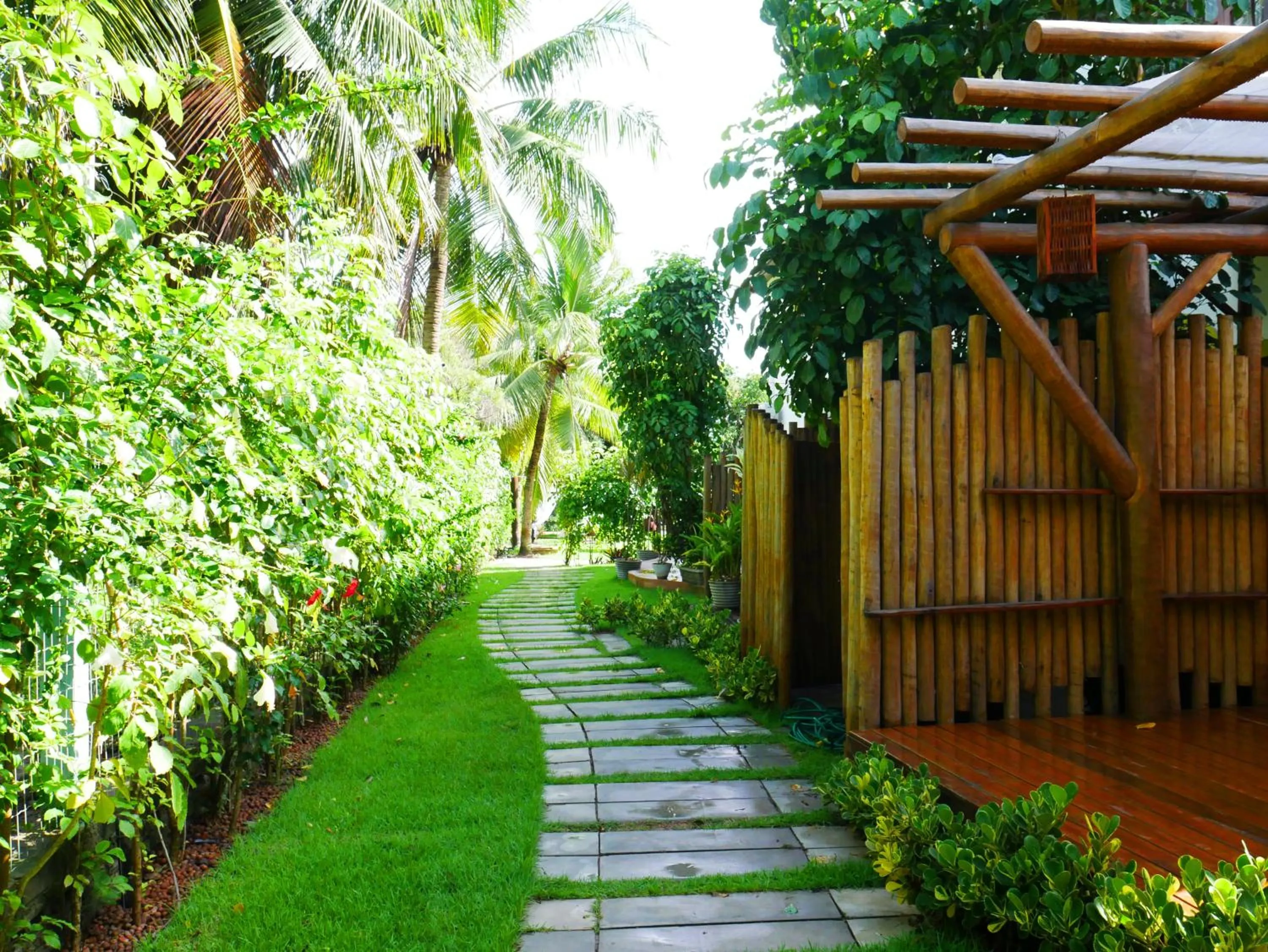 Garden in Pousada Enseada Dos Golfinhos
