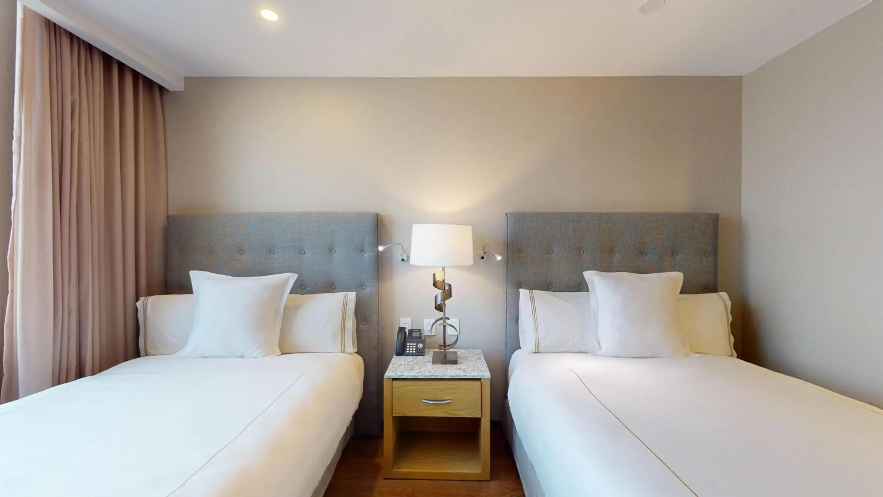 Bedroom, Bed in Hotel Marquis Reforma Bedroom, Bed in Hotel Marquis Reforma