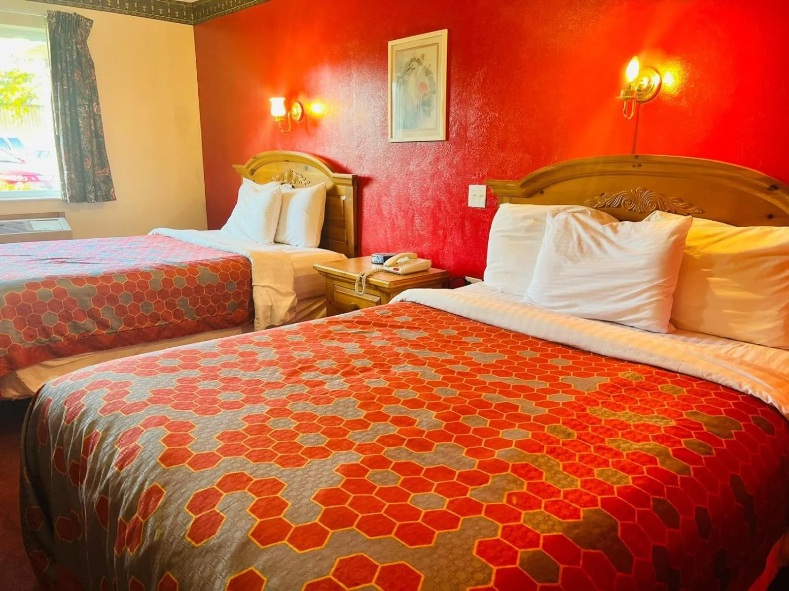 Bedroom in Villa Inn Motel Near Hwy 12 WI Capital O