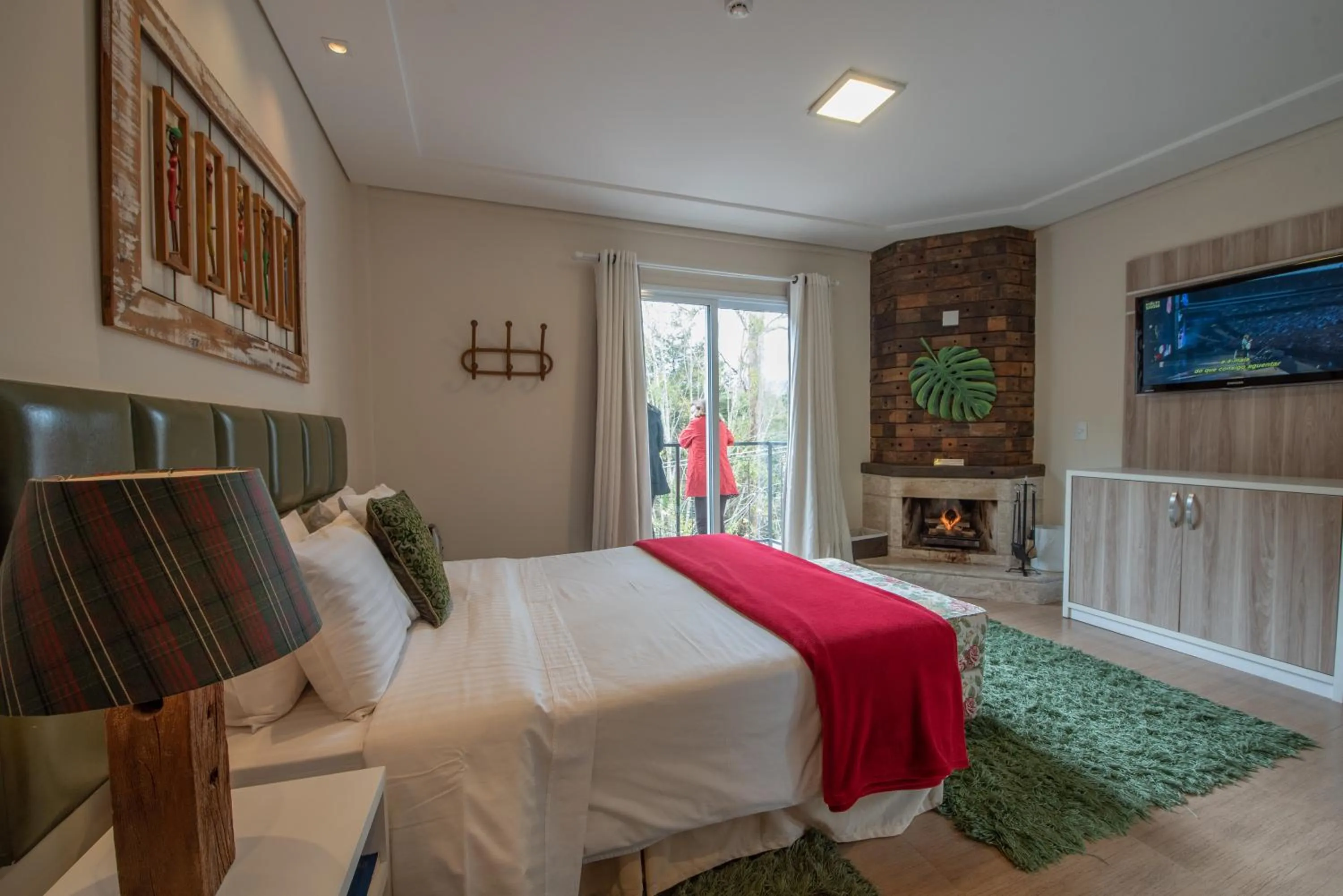 Bed in Pousada Annecy - CAPIVARI Fácil acesso ao centrinho e Baden Bar