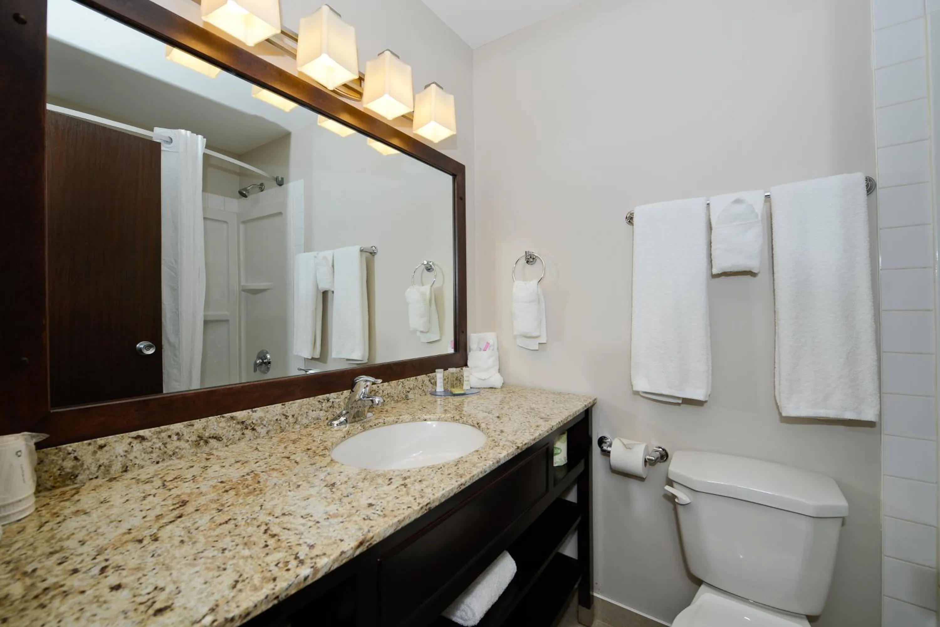 Bathroom in Siding 16 Lodge