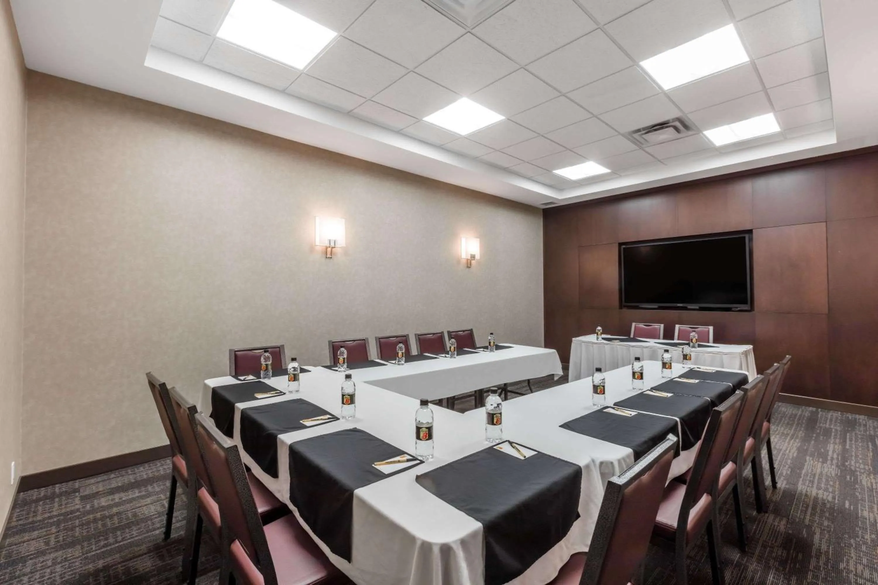 Other in Siding 16 Lodge