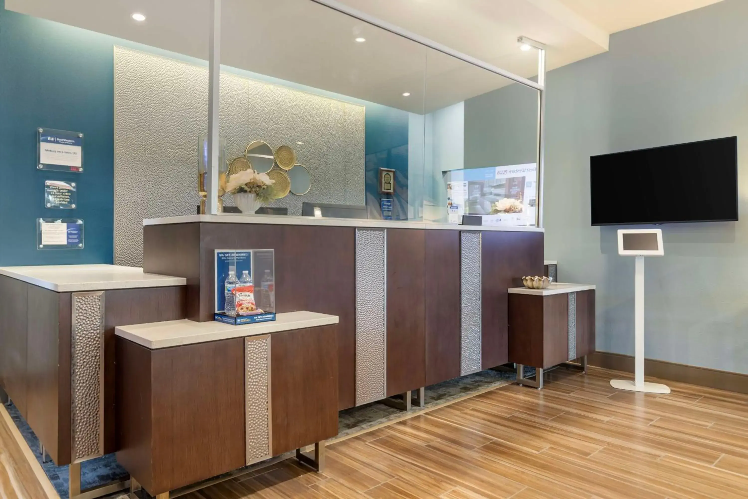Lobby or reception in Best Western Plus Edinburg Inn & Suites Lobby or reception in Best Western Plus Edinburg Inn & Suites