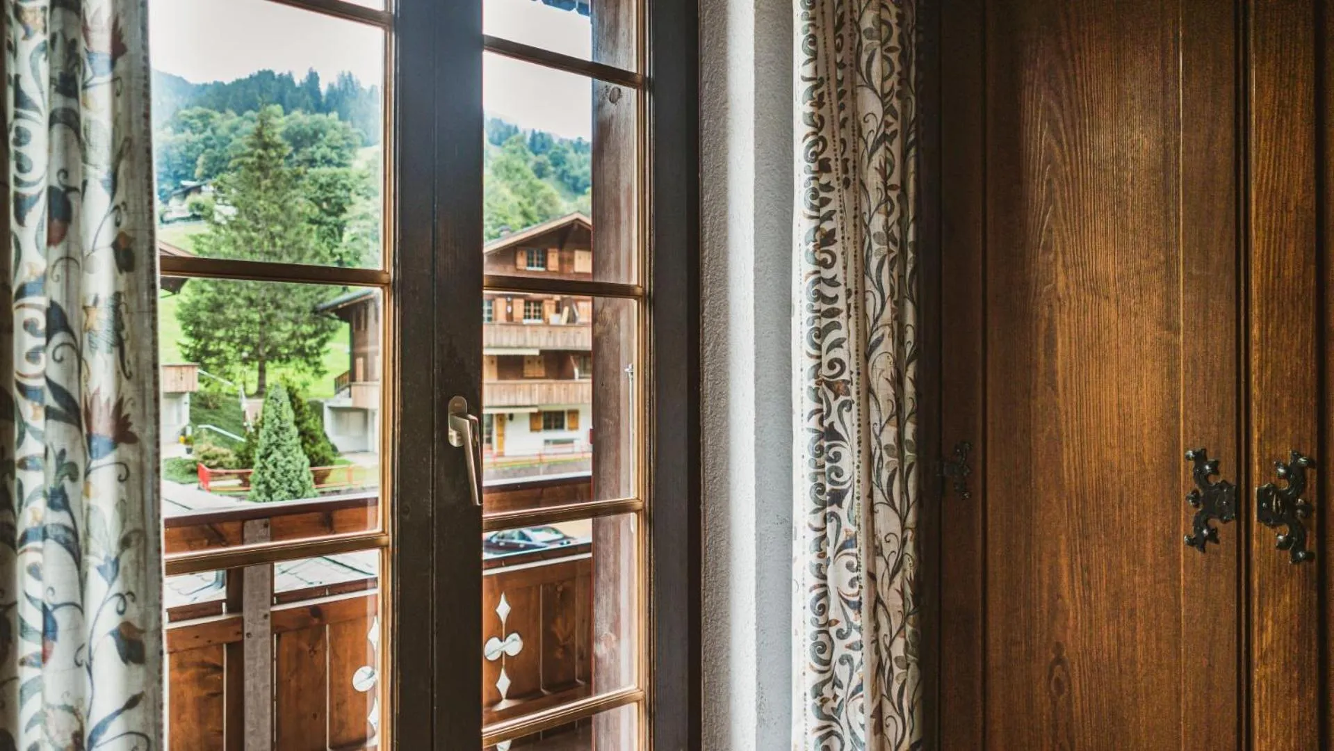 Mountain view in Hotel Gletscherblick Grindelwald