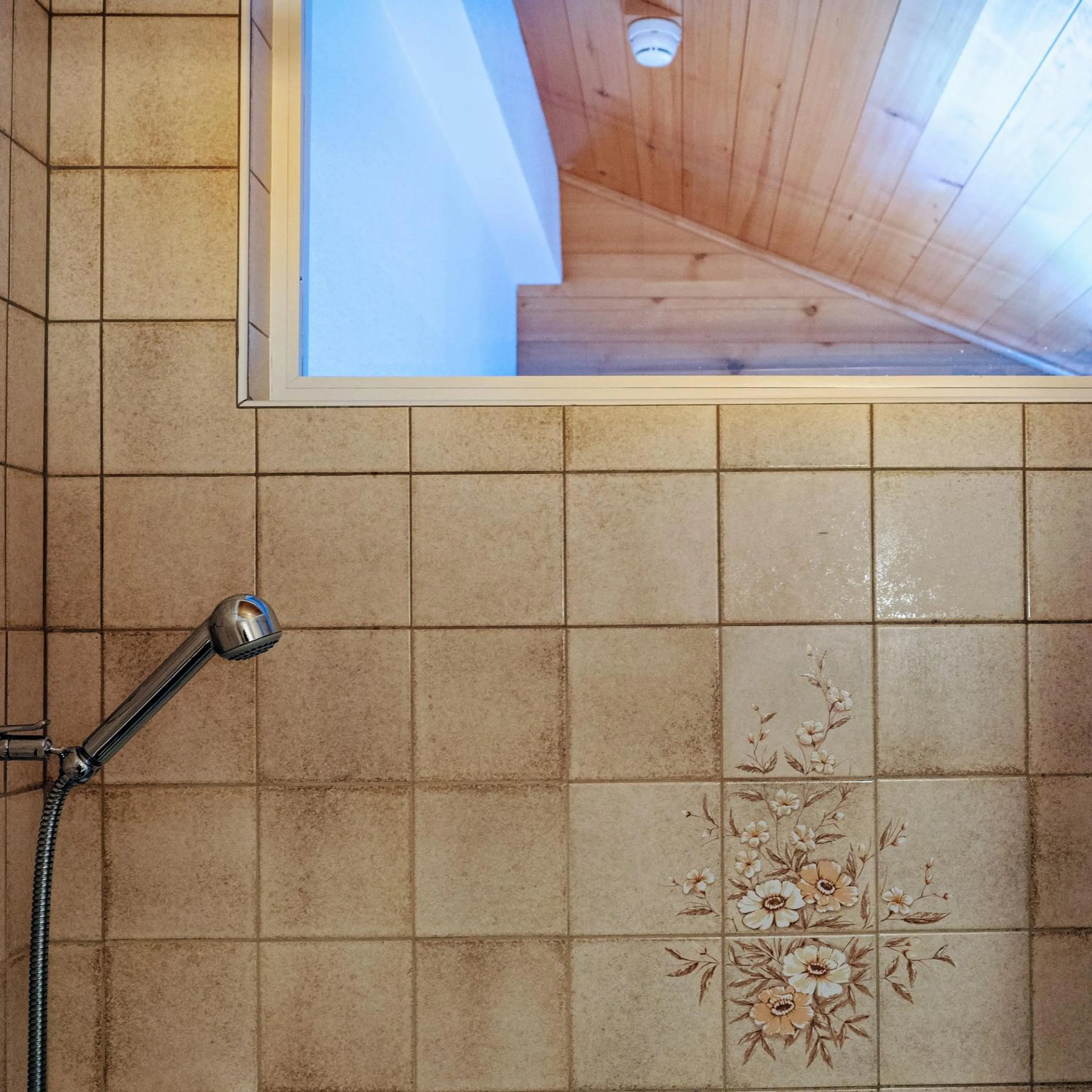 Shower in Hotel Gletscherblick Grindelwald