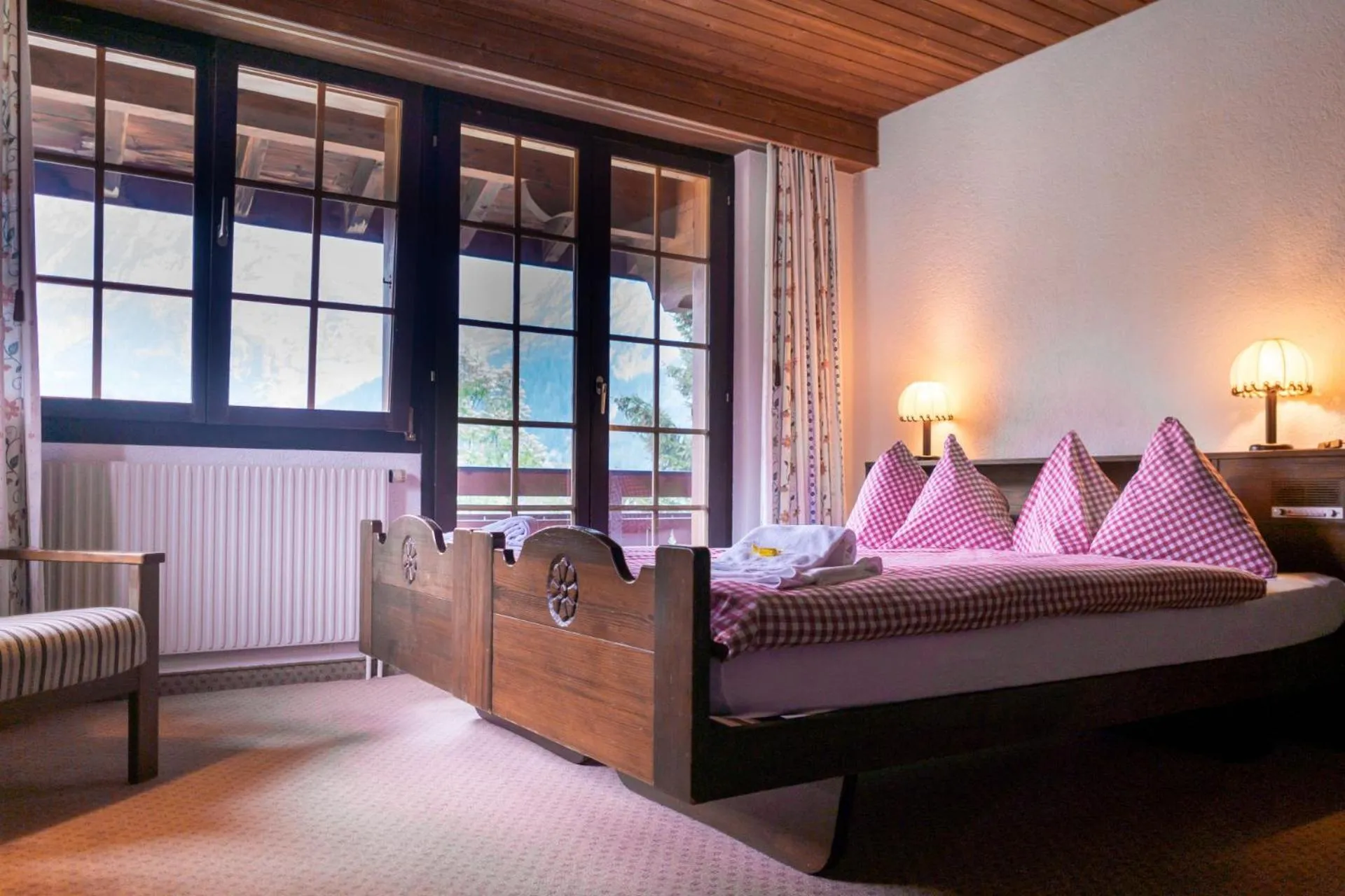 Bed in Hotel Gletscherblick Grindelwald