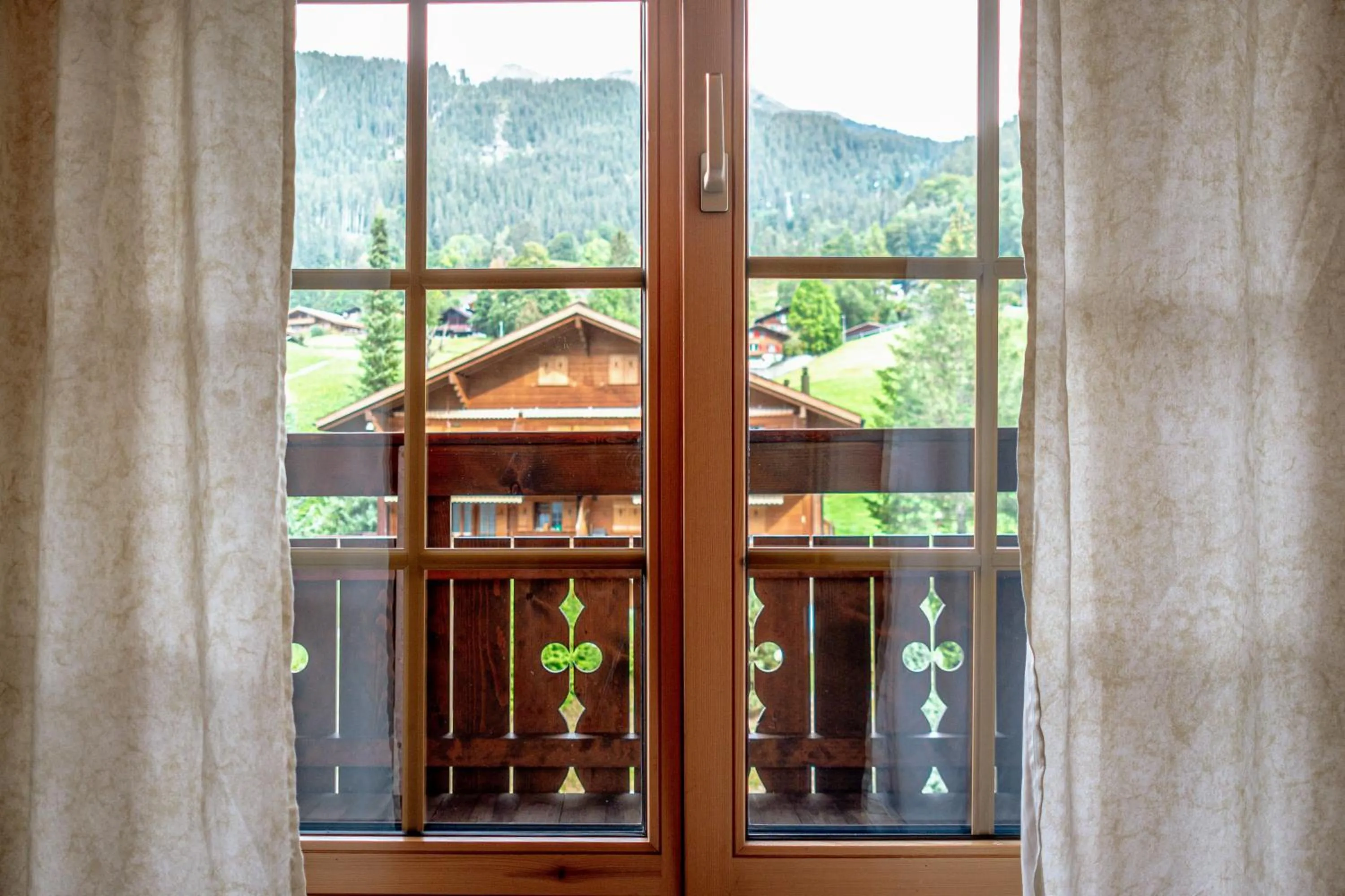 Mountain view in Hotel Gletscherblick Grindelwald
