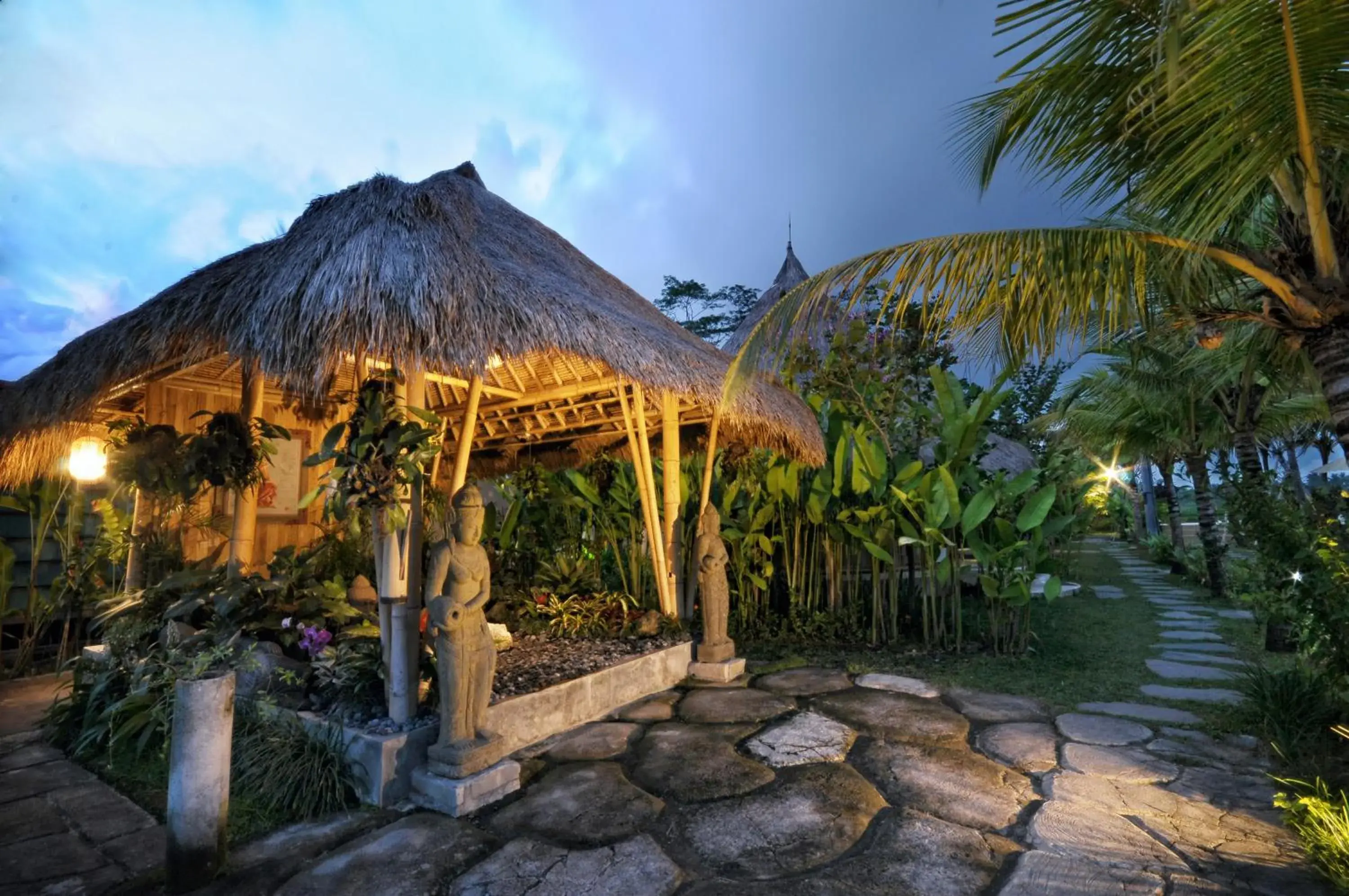 Garden view in Ubud Art Resort Garden view in Ubud Art Resort