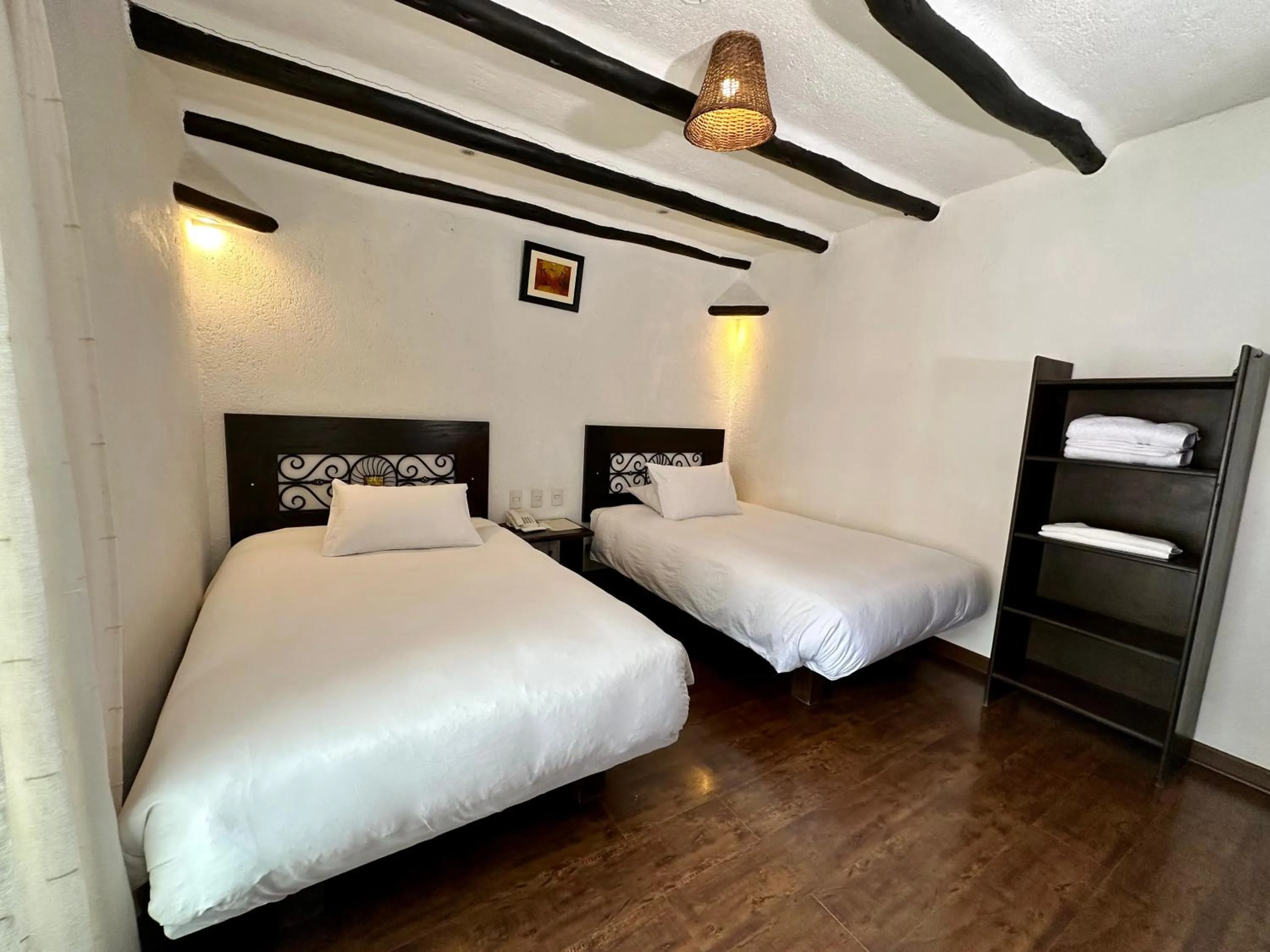 Photo of the whole room, Bed in Hatun Inti Classic