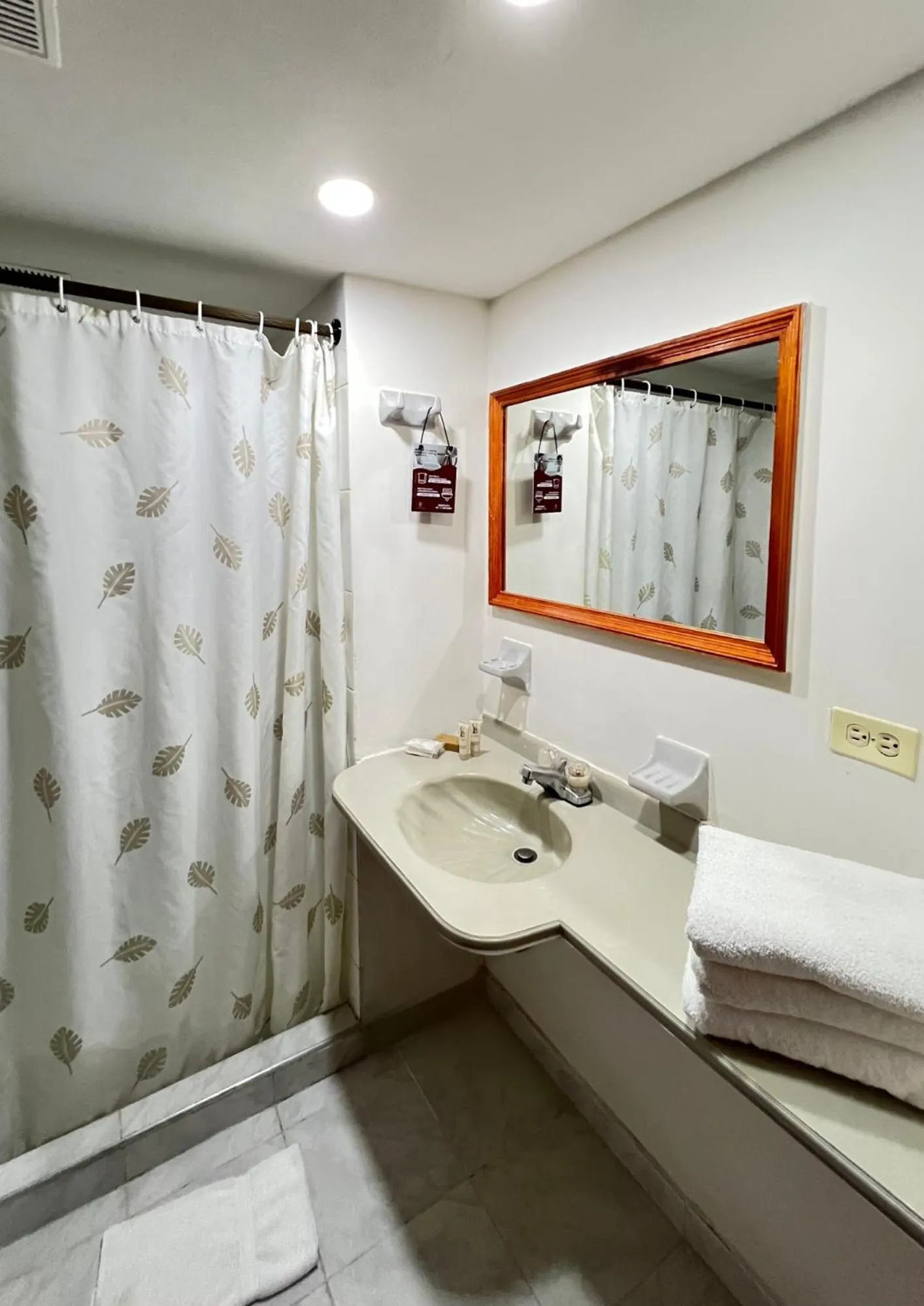 Shower in Hotel Casa Ballesteros