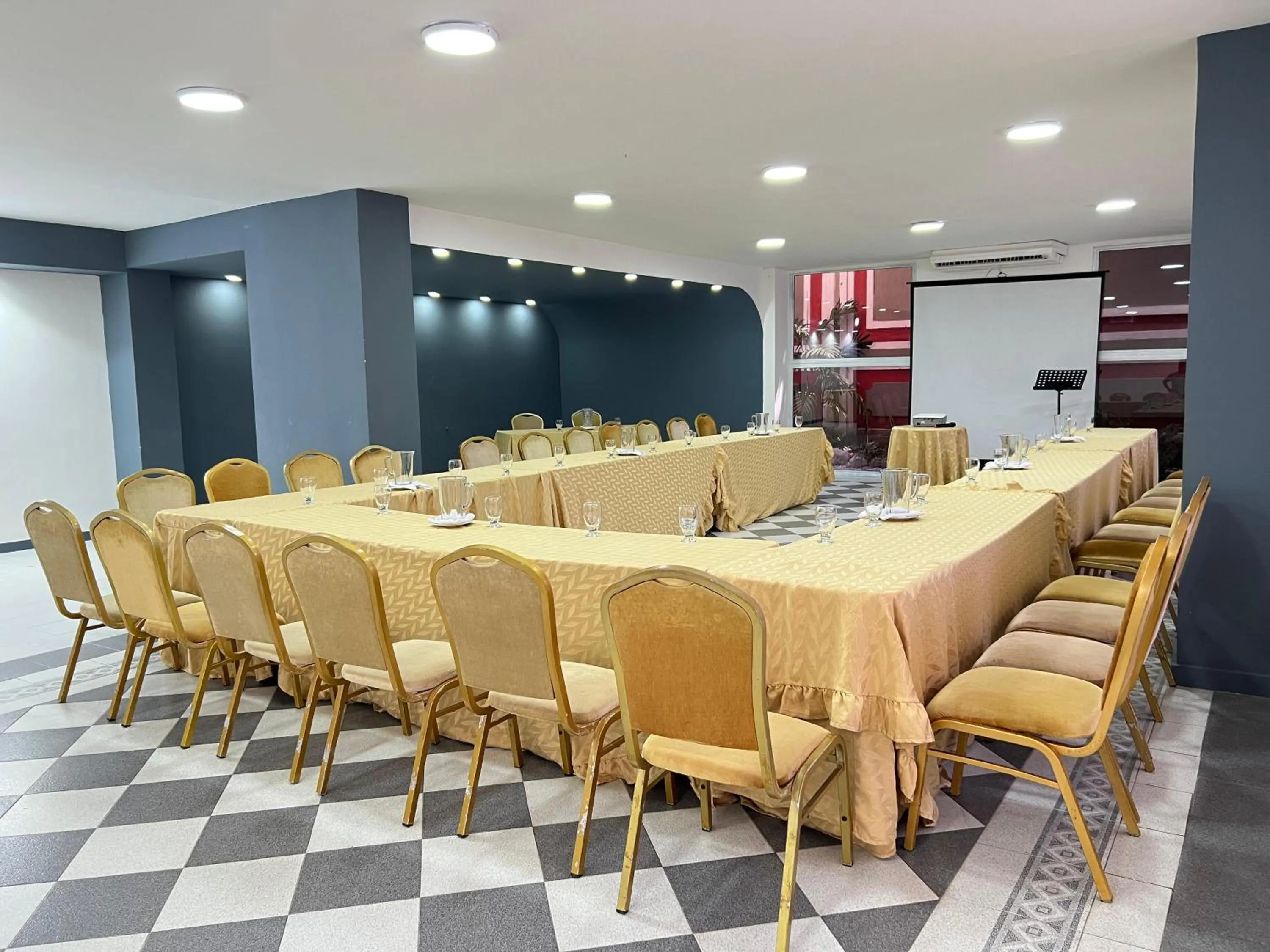 Lounge or bar in Hotel Casa Ballesteros