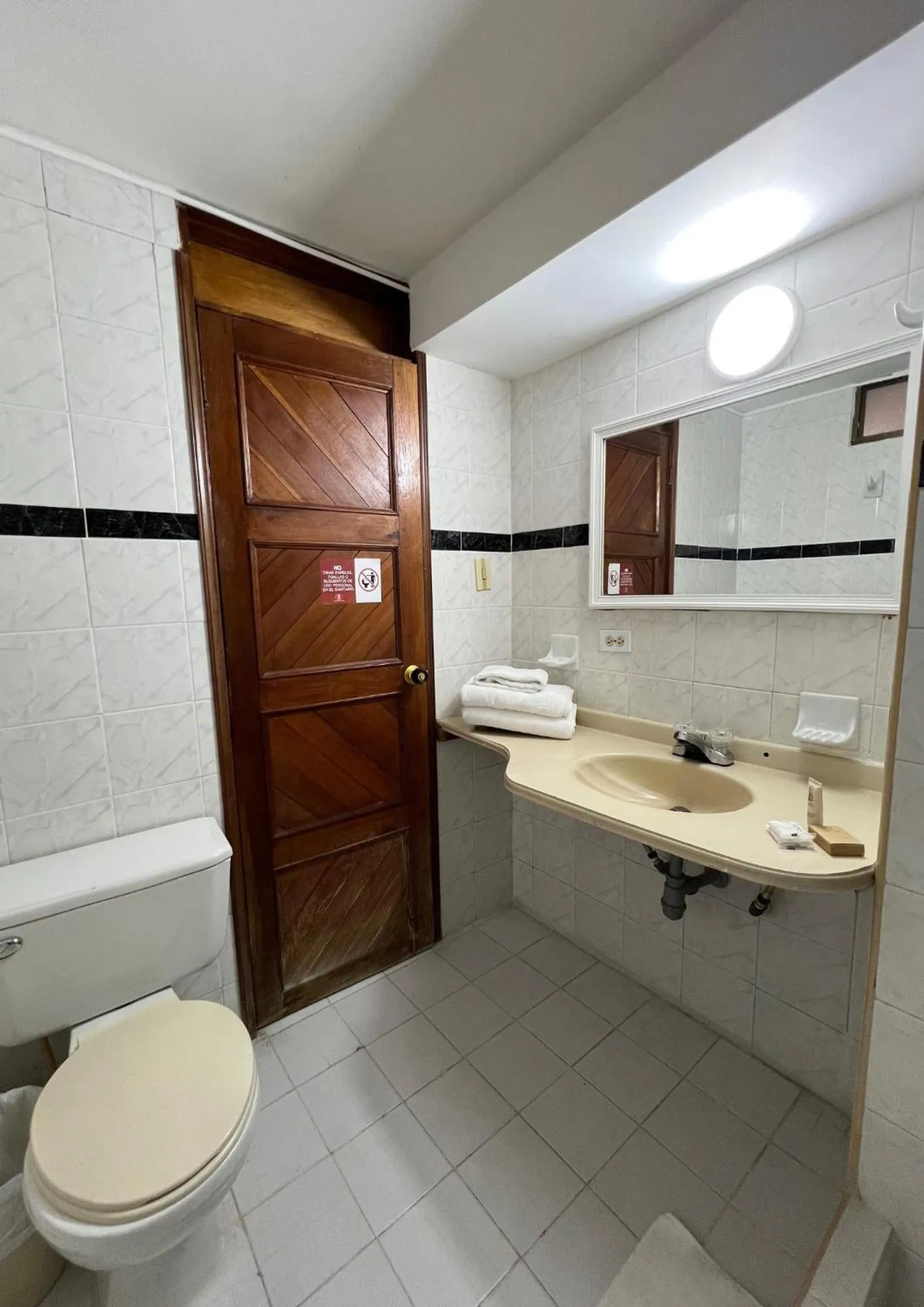 Shower in Hotel Casa Ballesteros