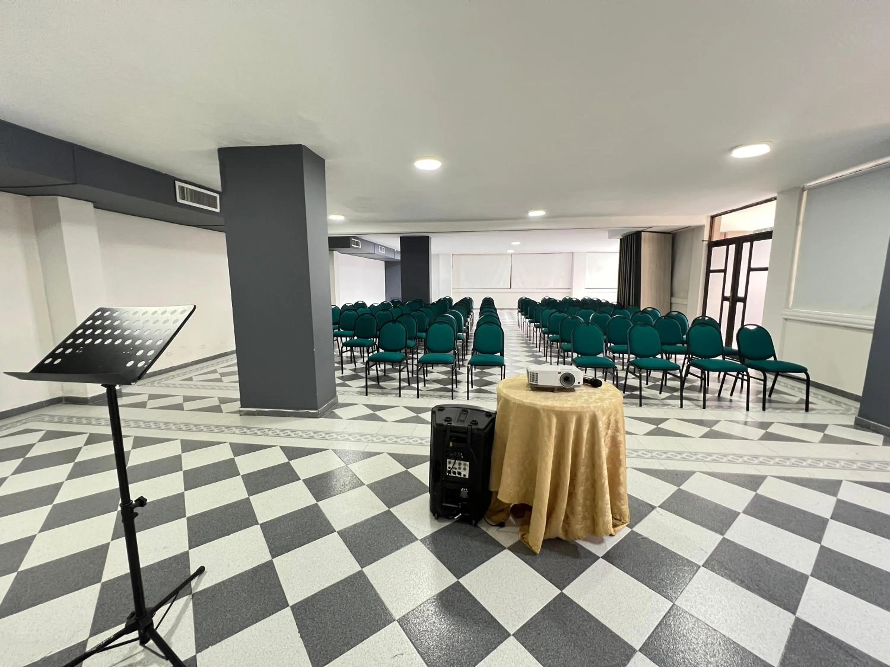 Lounge or bar in Hotel Casa Ballesteros