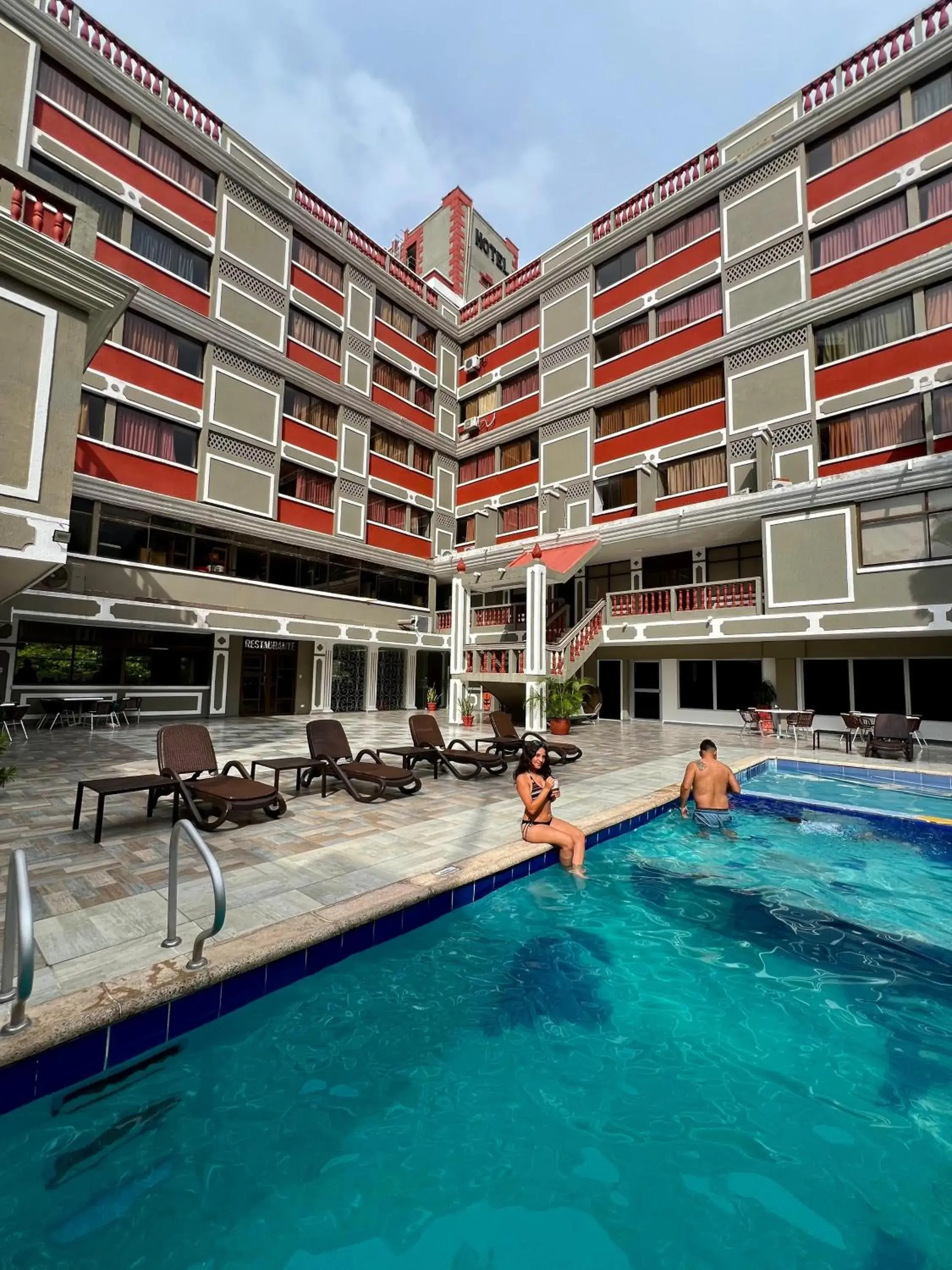Swimming pool in Hotel Casa Ballesteros Swimming pool in Hotel Casa Ballesteros