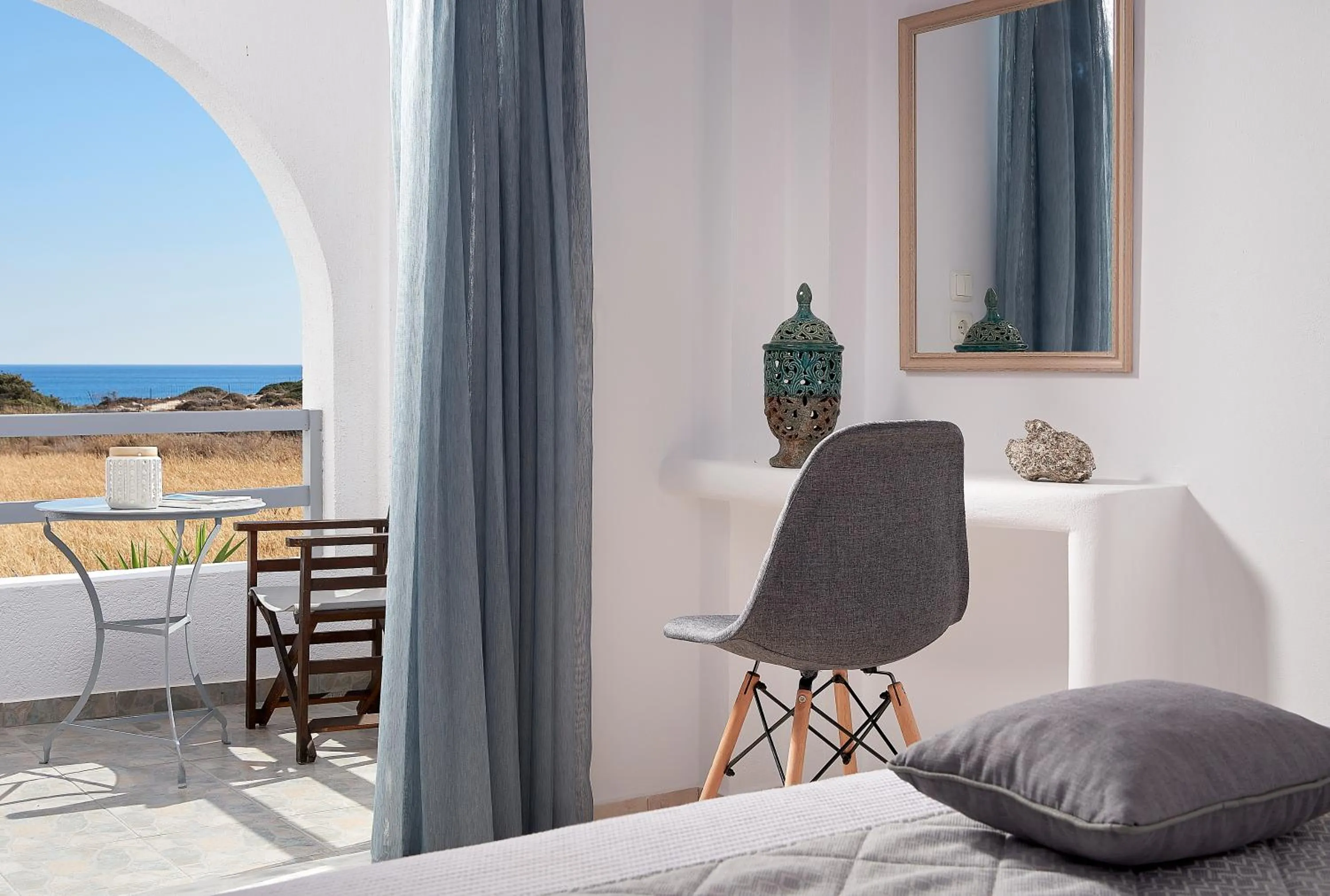 Balcony/Terrace, Bed in Muses Rooms Milos