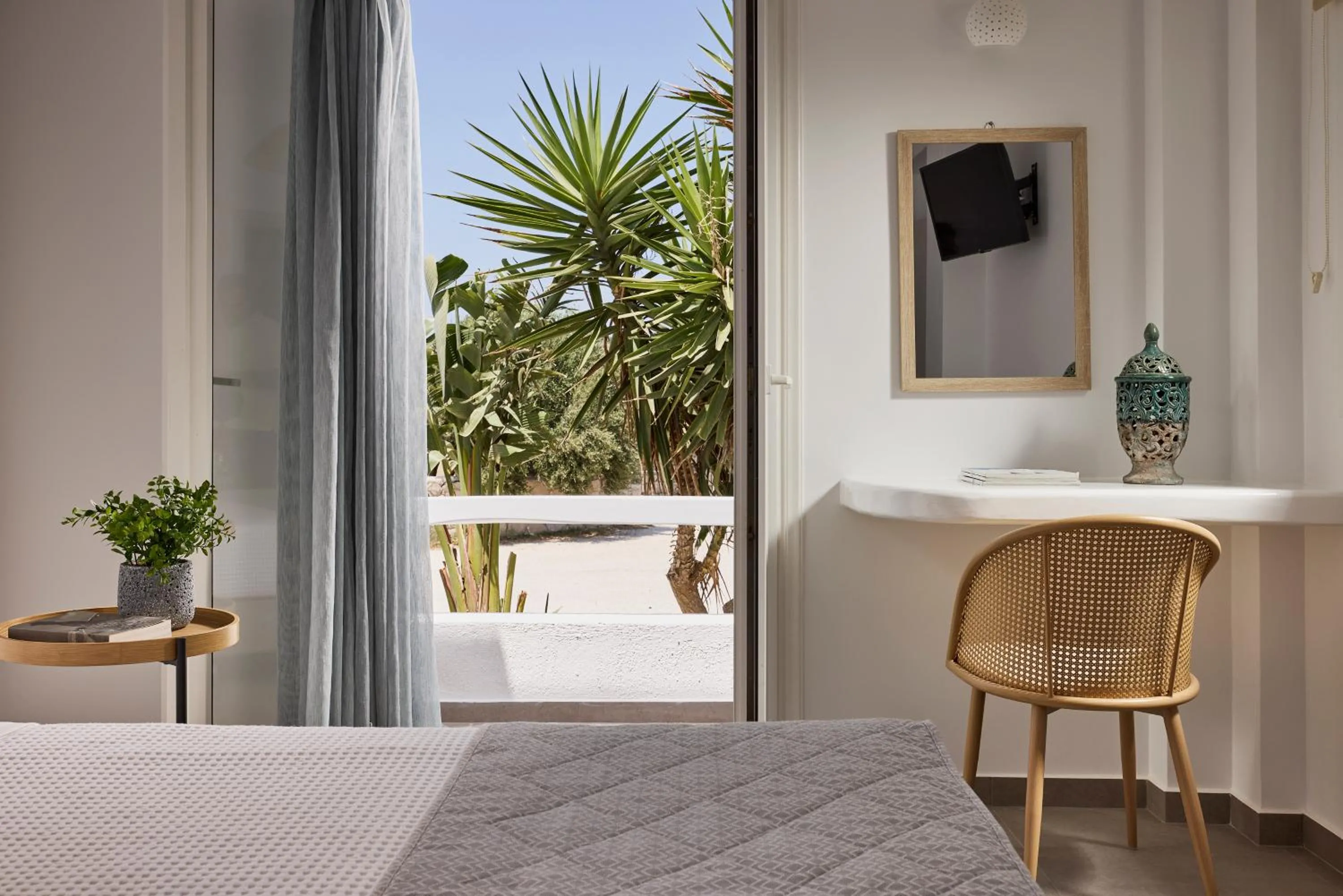 Bed in Muses Rooms Milos
