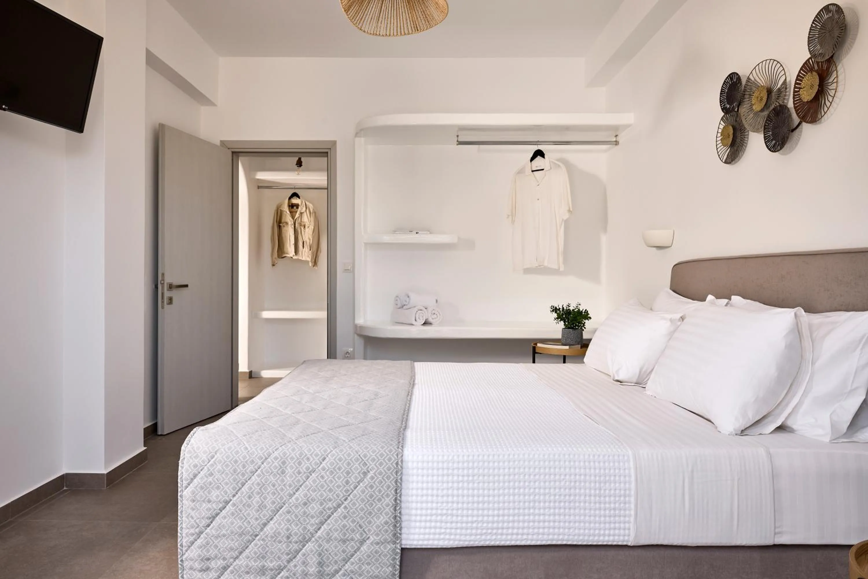 Bed in Muses Rooms Milos