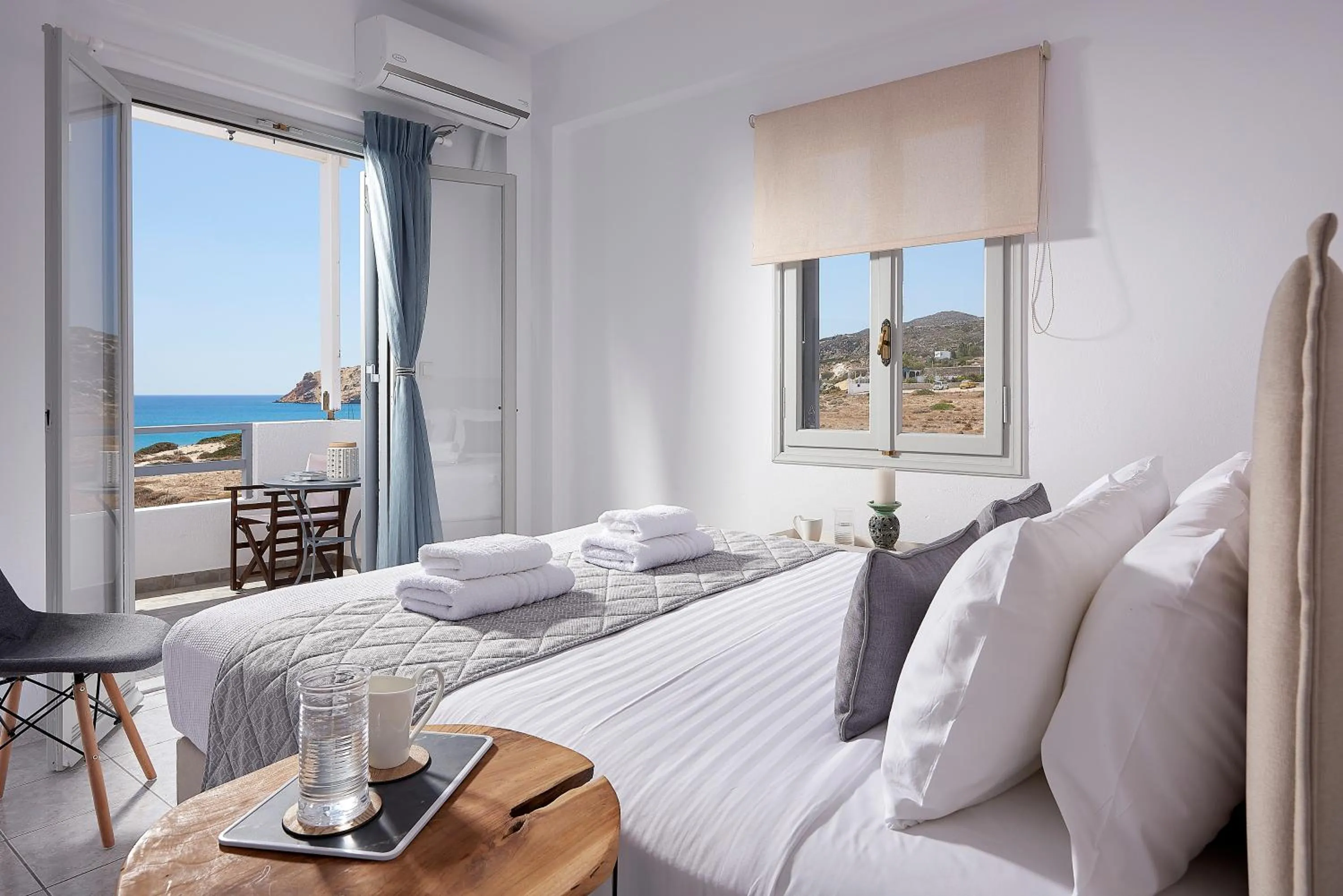 Bed in Muses Rooms Milos