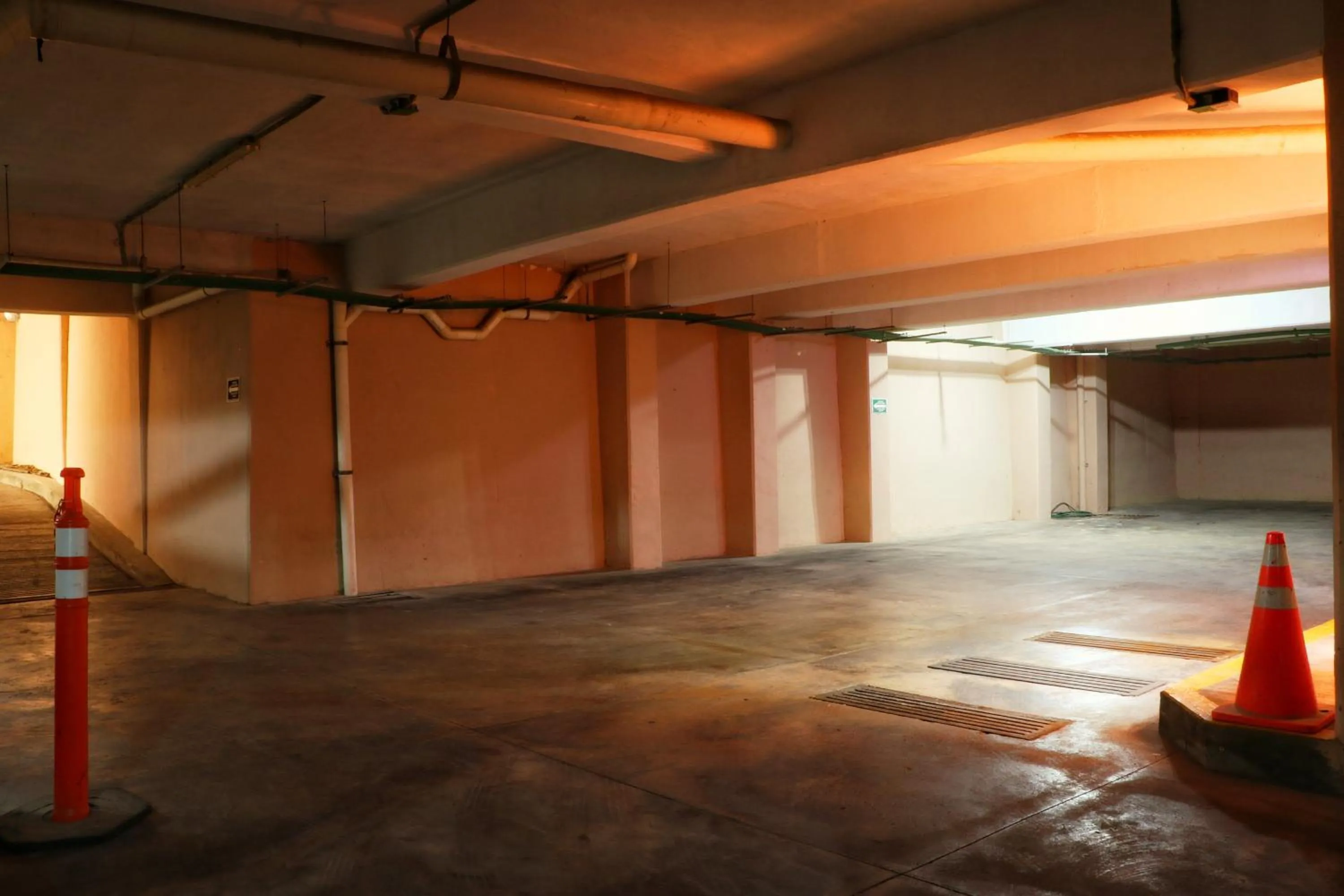 Parking in Acanto Hotel Playa del Carmen, Trademark Collection by Wyndham