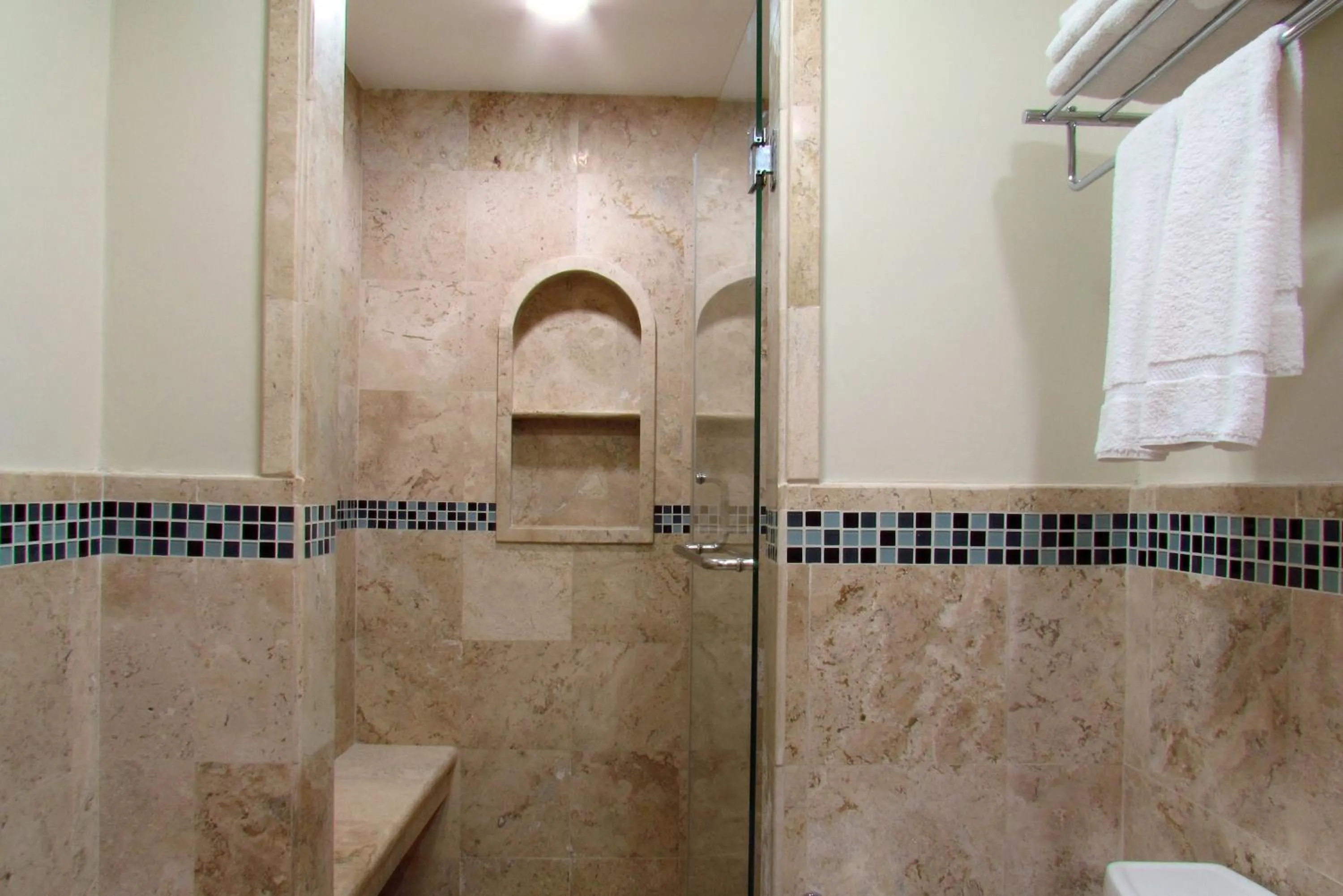 Bathroom in Acanto Hotel Playa del Carmen, Trademark Collection by Wyndham