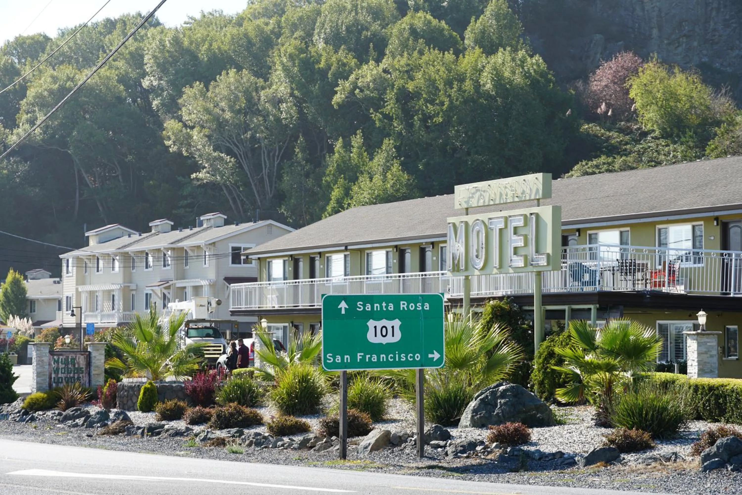 Property building in Muir Woods Lodge