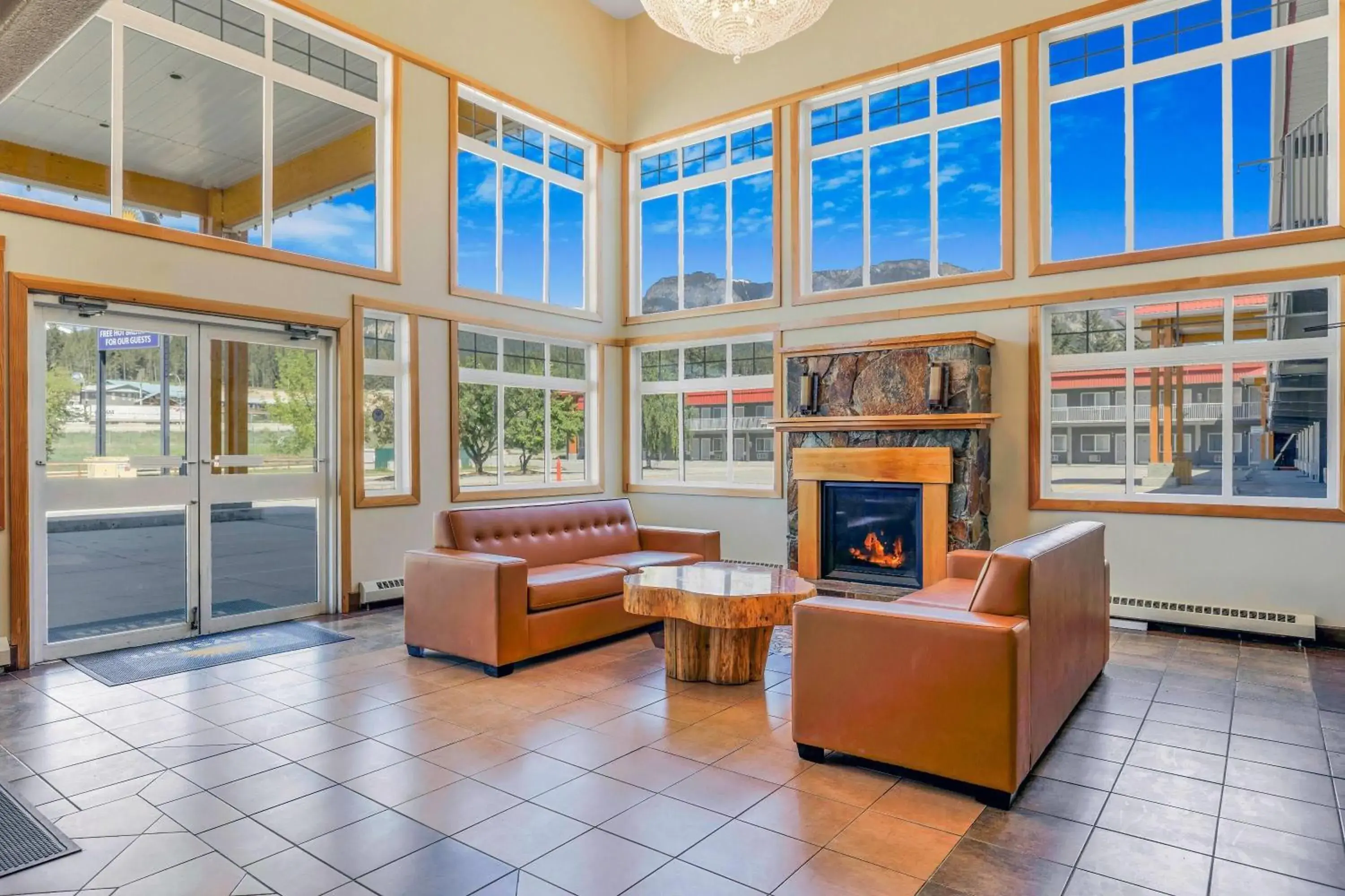 Lobby or reception in Days Inn by Wyndham Golden Lobby or reception in Days Inn by Wyndham Golden