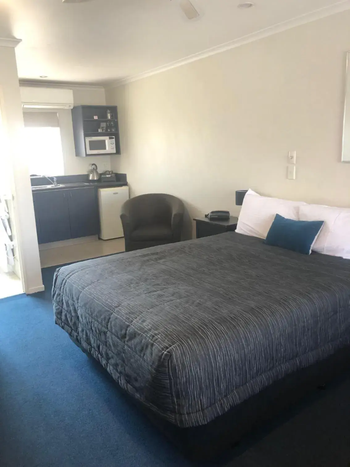 Bed in Claremonte Motor Lodge Bed in Claremonte Motor Lodge