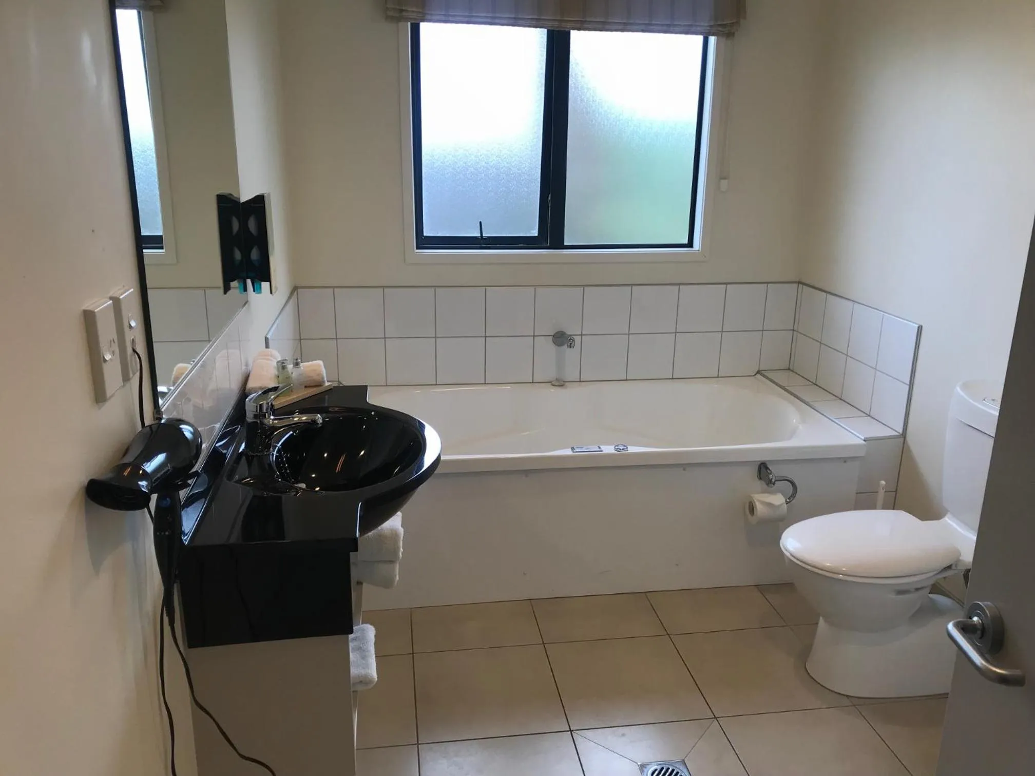 Claremonte Motor Lodge