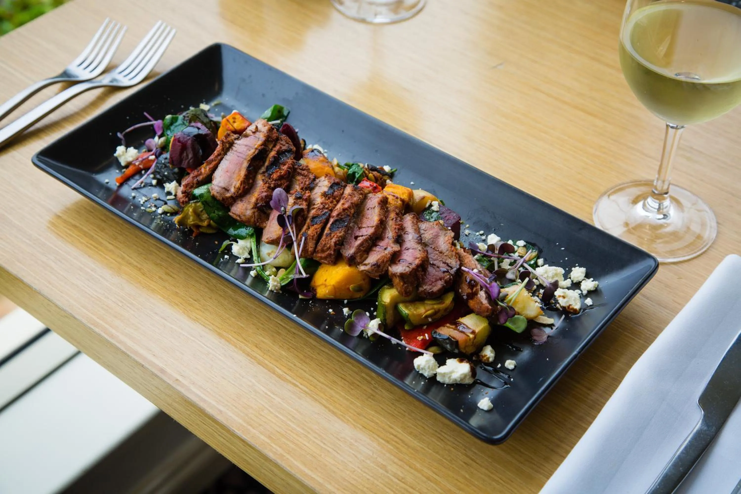 Restaurant/places to eat in Best Western Plus Hovell Tree Inn