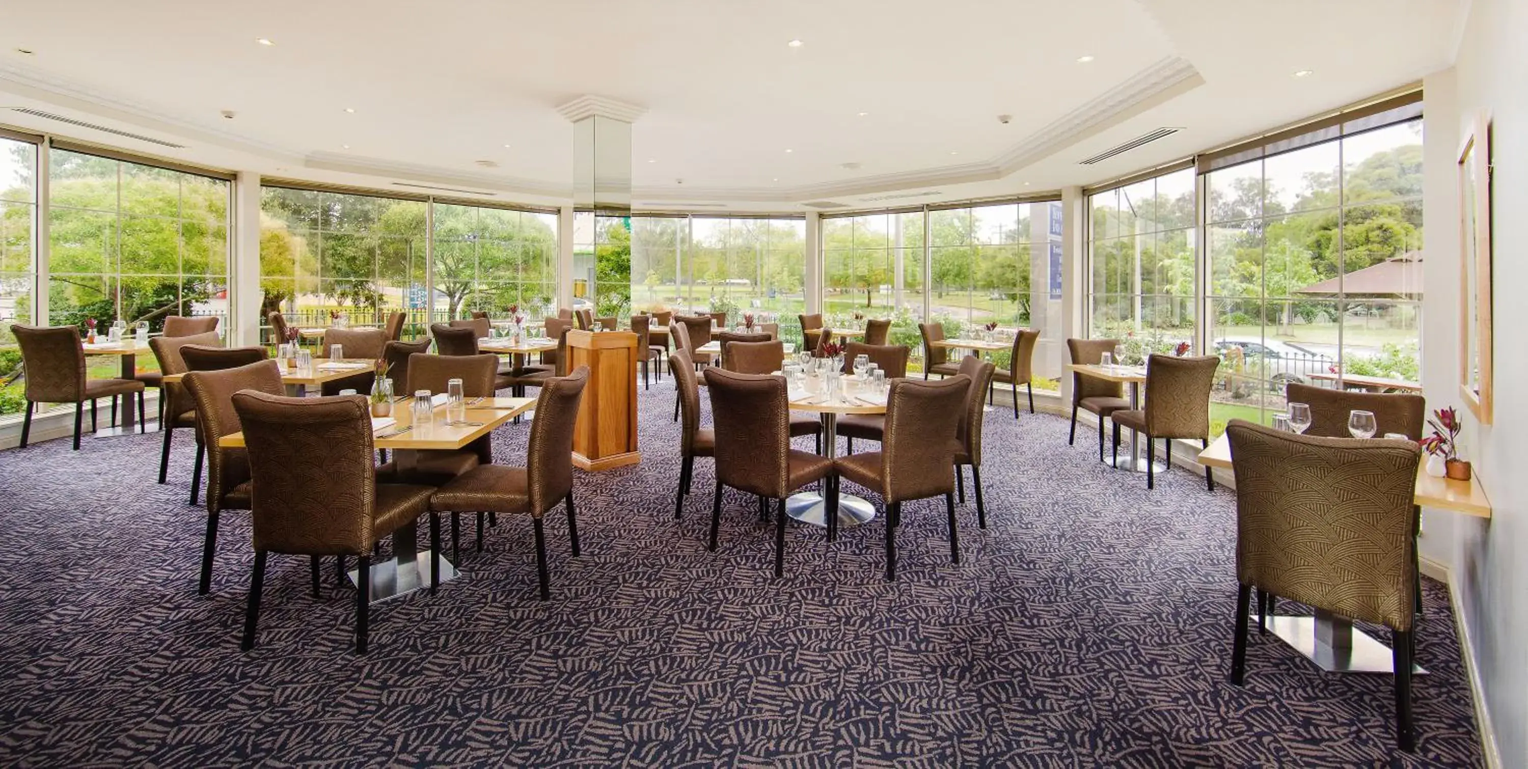 Restaurant/places to eat in Best Western Plus Hovell Tree Inn Restaurant/places to eat in Best Western Plus Hovell Tree Inn