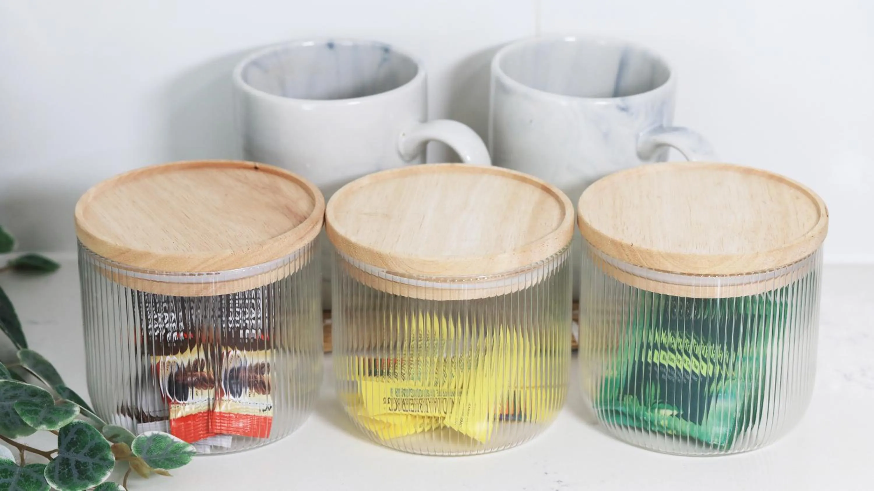 Coffee/tea facilities in Merrima Court Holidays