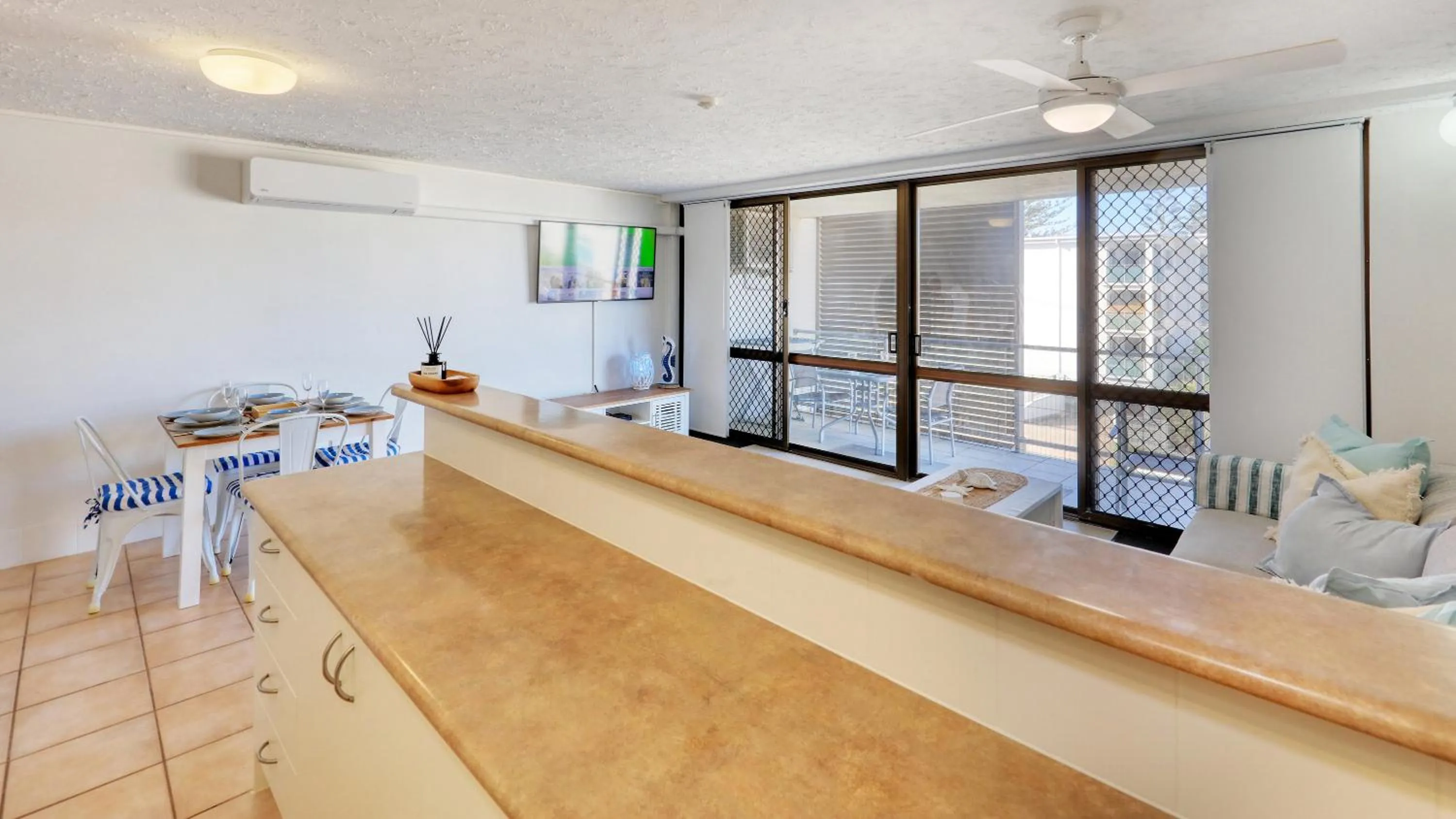 kitchen in Merrima Court Holidays