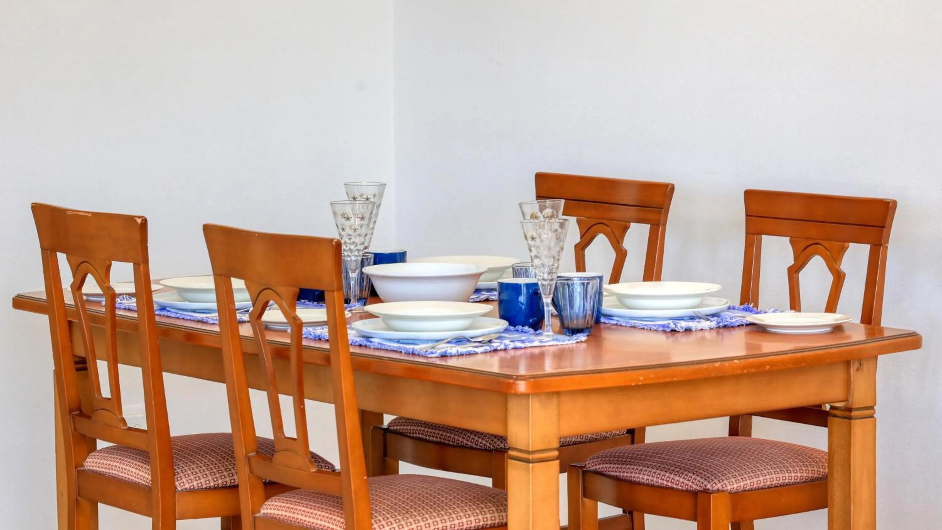 Decorative detail in Merrima Court Holidays