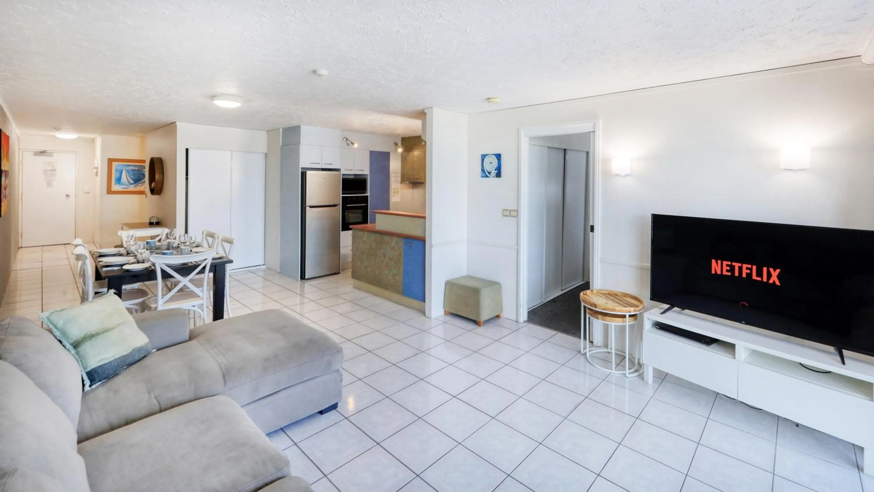 TV and multimedia in Merrima Court Holidays