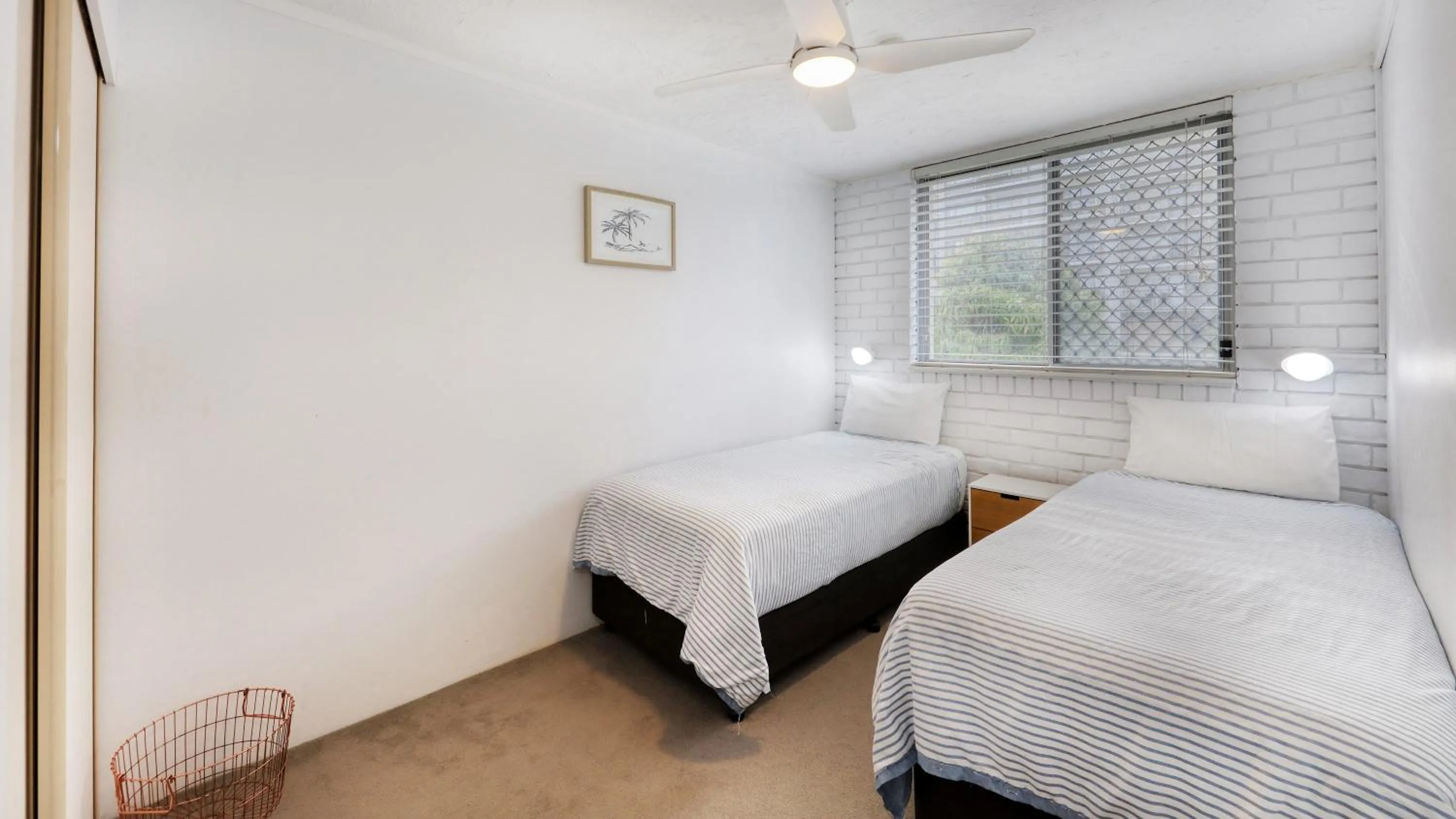 Bedroom, Bed in Merrima Court Holidays