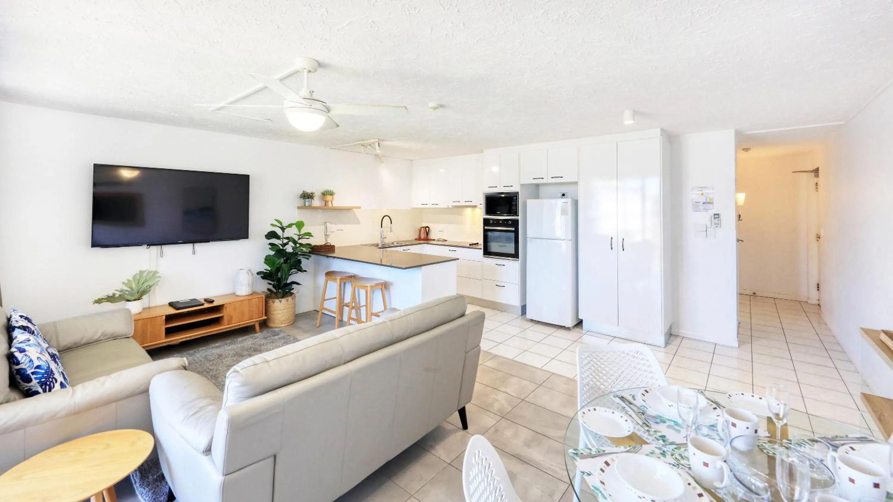 TV and multimedia in Merrima Court Holidays