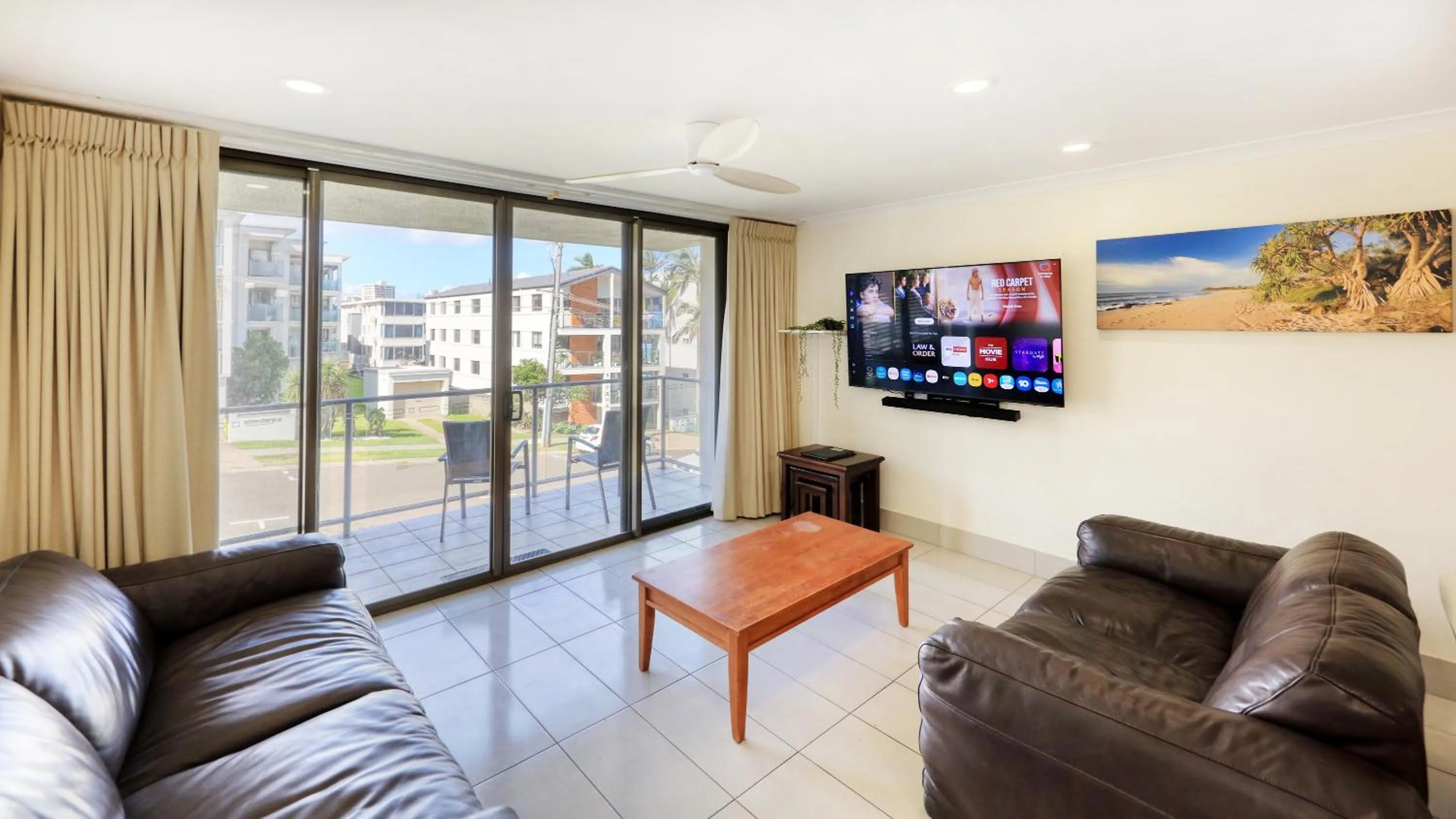 TV and multimedia in Merrima Court Holidays
