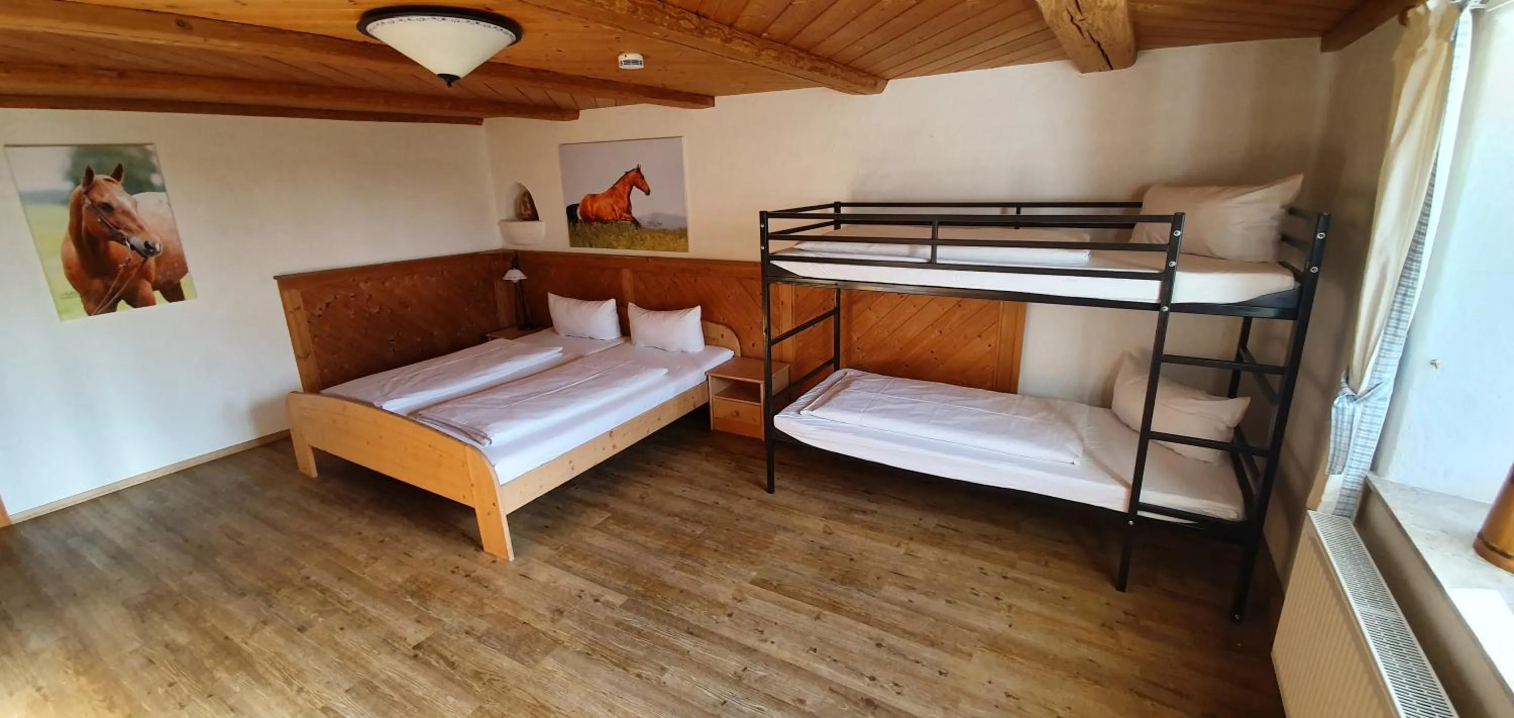 bunk bed, Bed in Allgäu Meadow Ranch