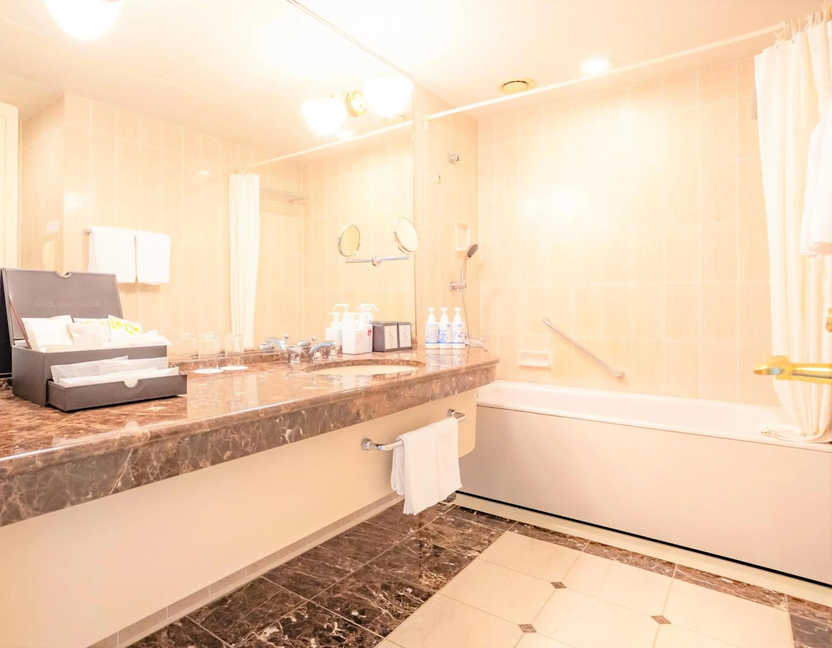 Bathroom in Rihga Royal Hotel Hiroshima