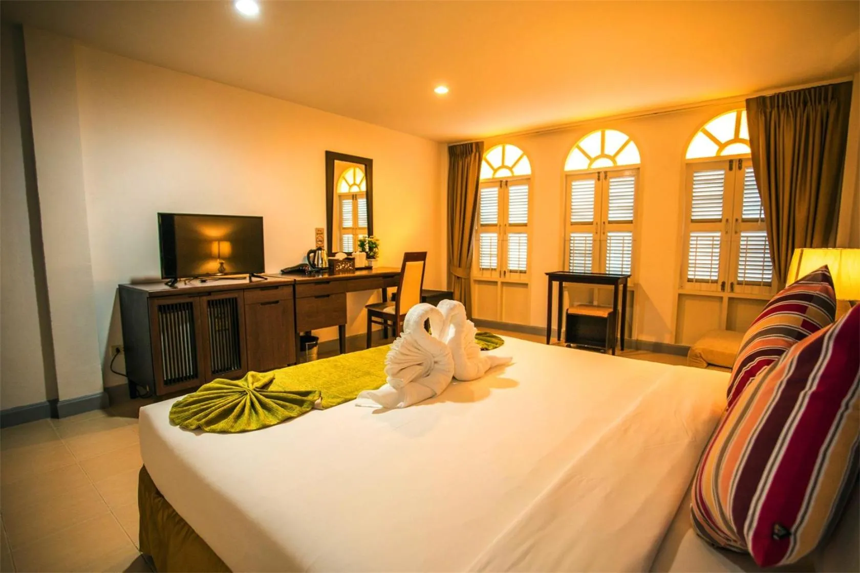 Bed in Sino House Patong