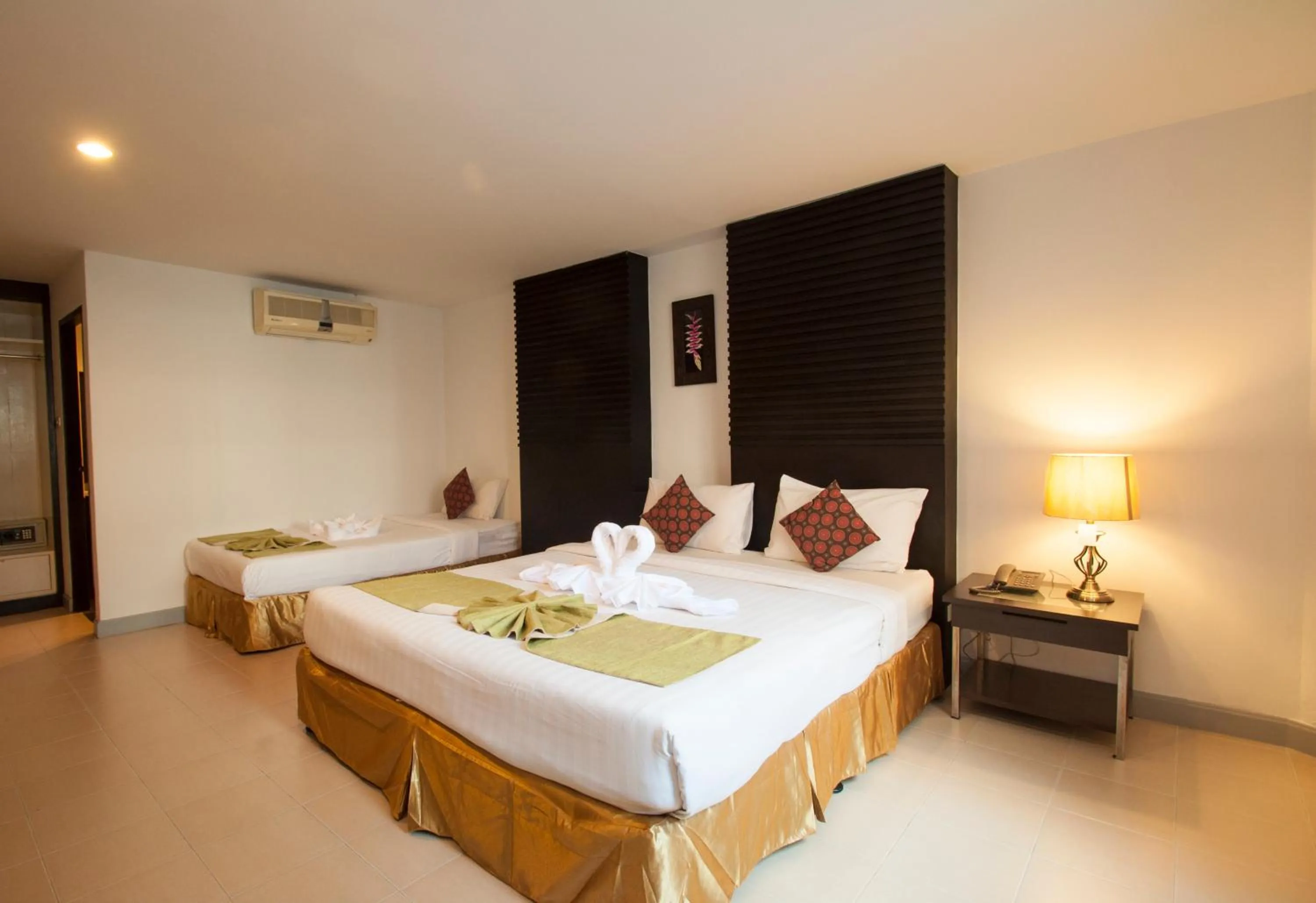 Bed in Sino House Patong