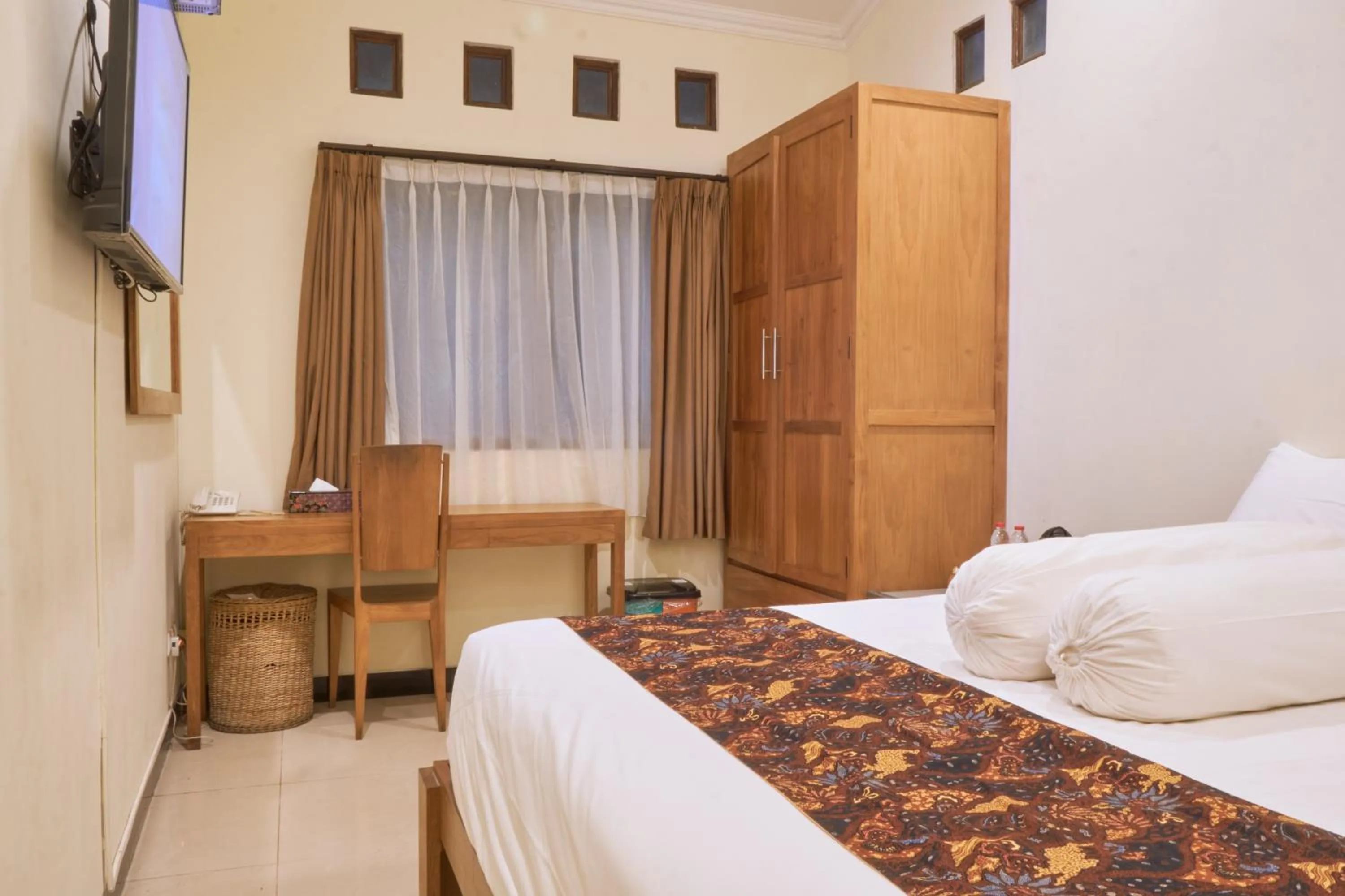 Bedroom, Bed in Rumah Mertua Heritage