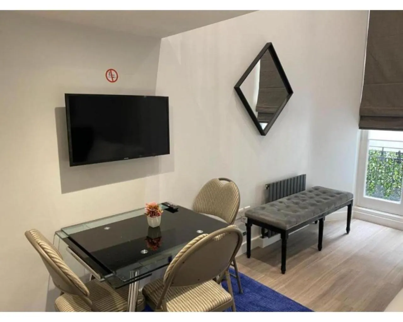 Living room in MSK Premium