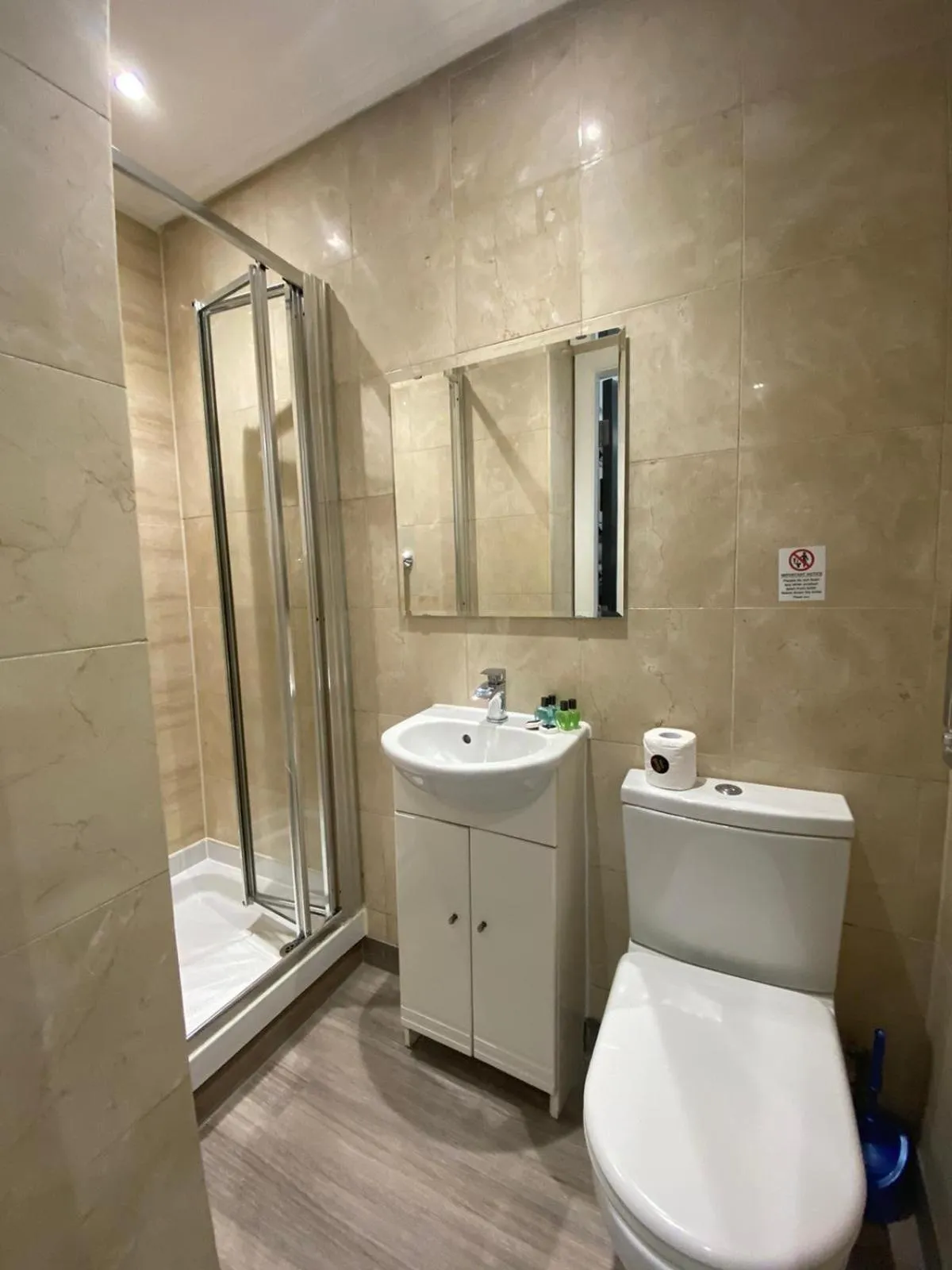 Bathroom in MSK Premium